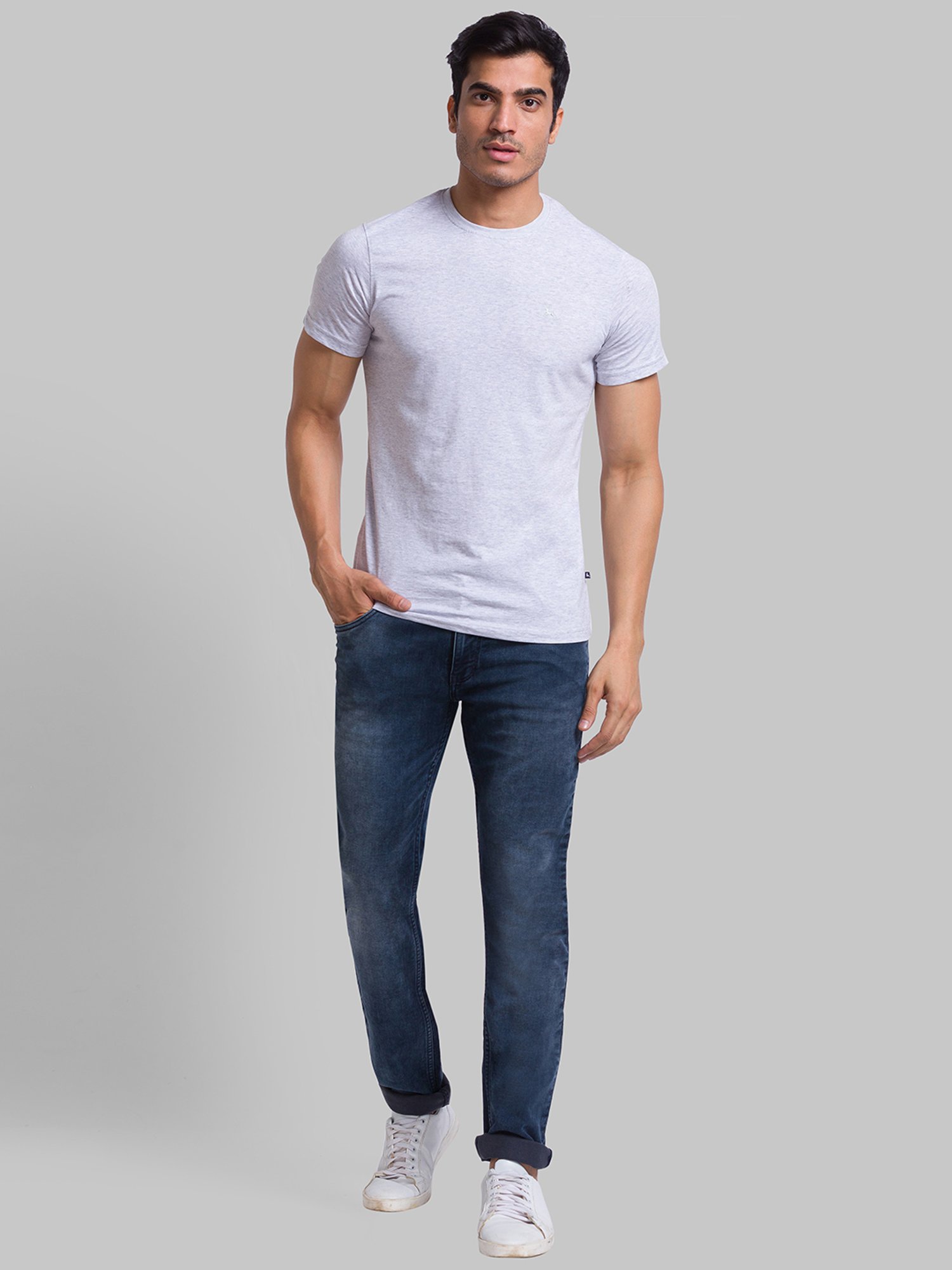 American Eagle Blue Cotton Regular Fit Jeans