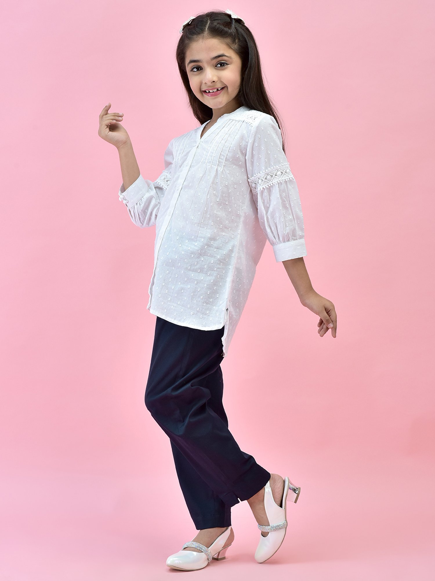 Juniper Girls White & Navy Self Design Shirt With Pants