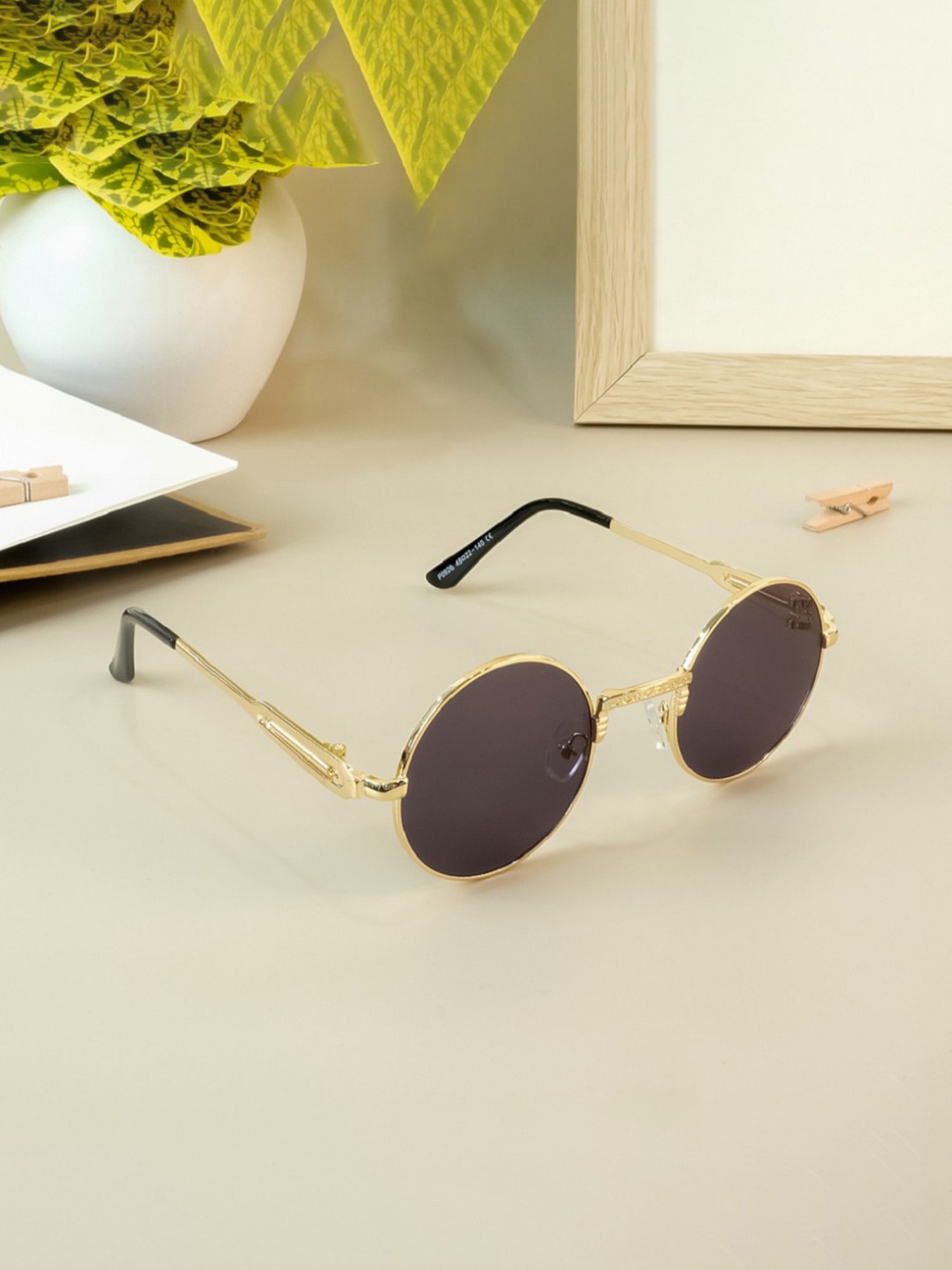 Voyage Black Round UV Protection Unisex Sunglasses