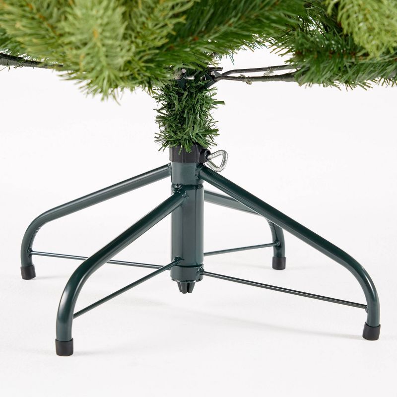 4.5ft Mixed Spruce Artificial Christmas Tree - Christopher Knight Home