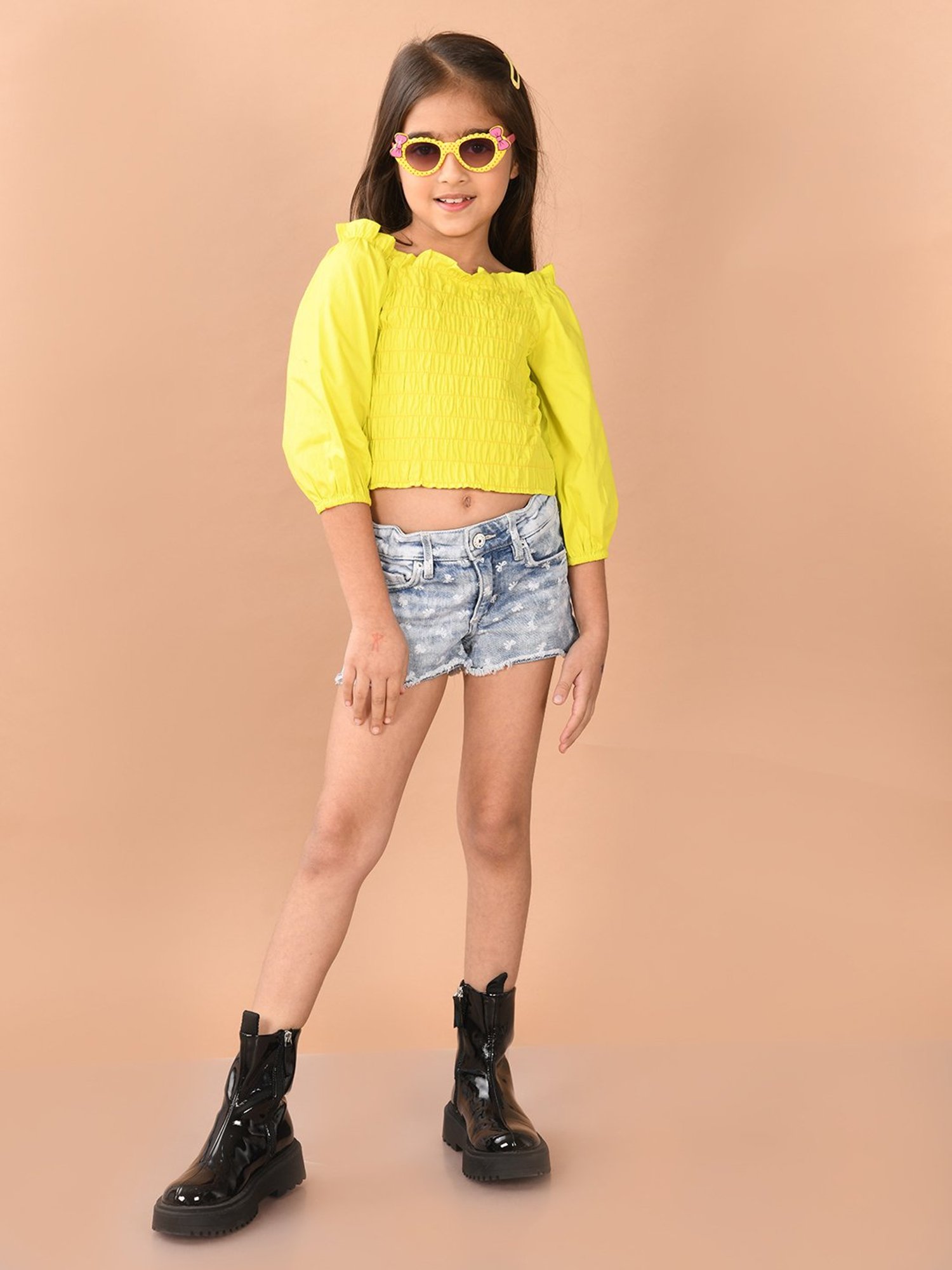 LilPicks Kids Yellow Solid Crop Top