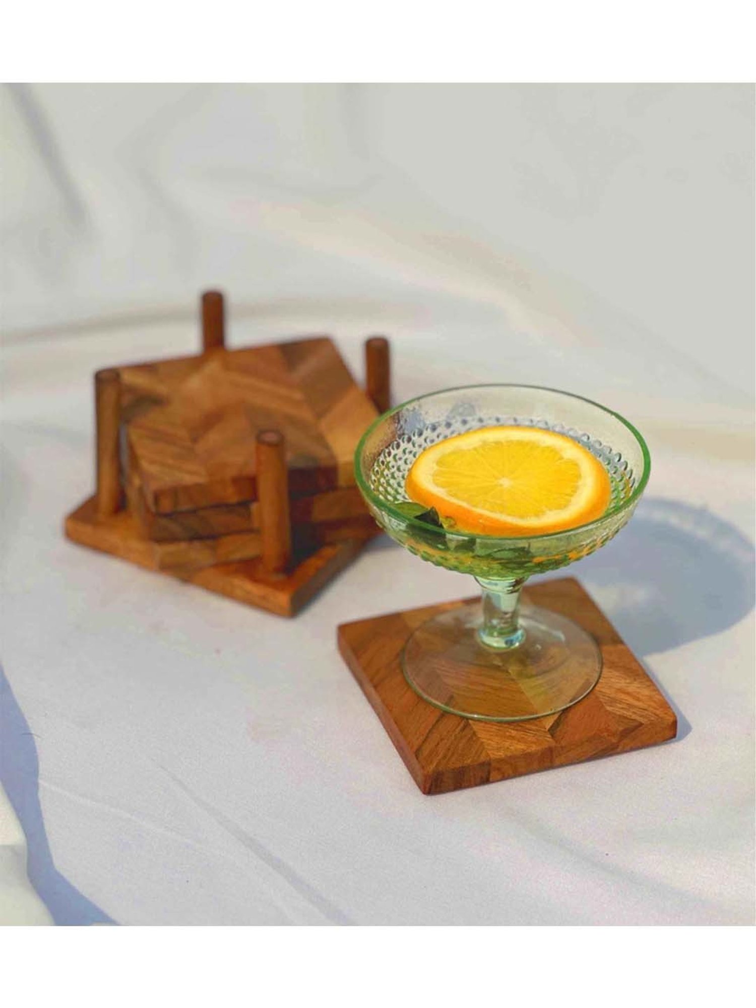 Mason Home Brown Vienna Acacia Coasters (Set Of 4)