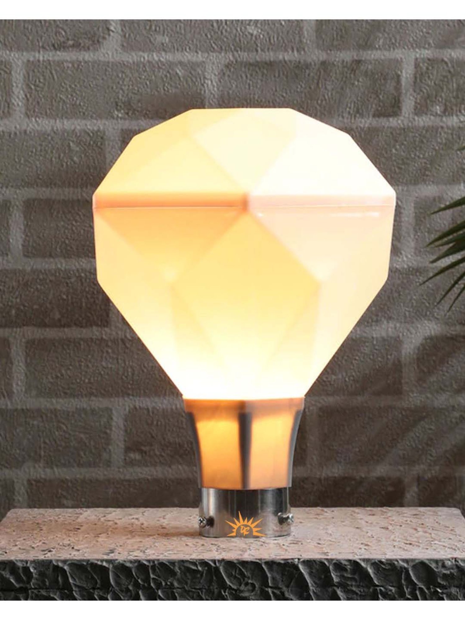 DecorativeRay Off White PVC Gate Light - Set of 1