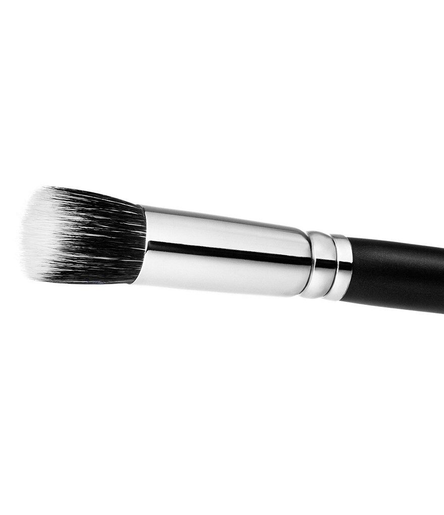 MAC 150 Synthetic Large Powder Brush