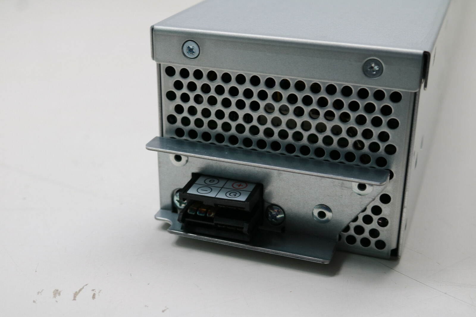 LG Battery Management System with/ HB2 18650 30A 1500mAh Lithium Batteries 307Wh