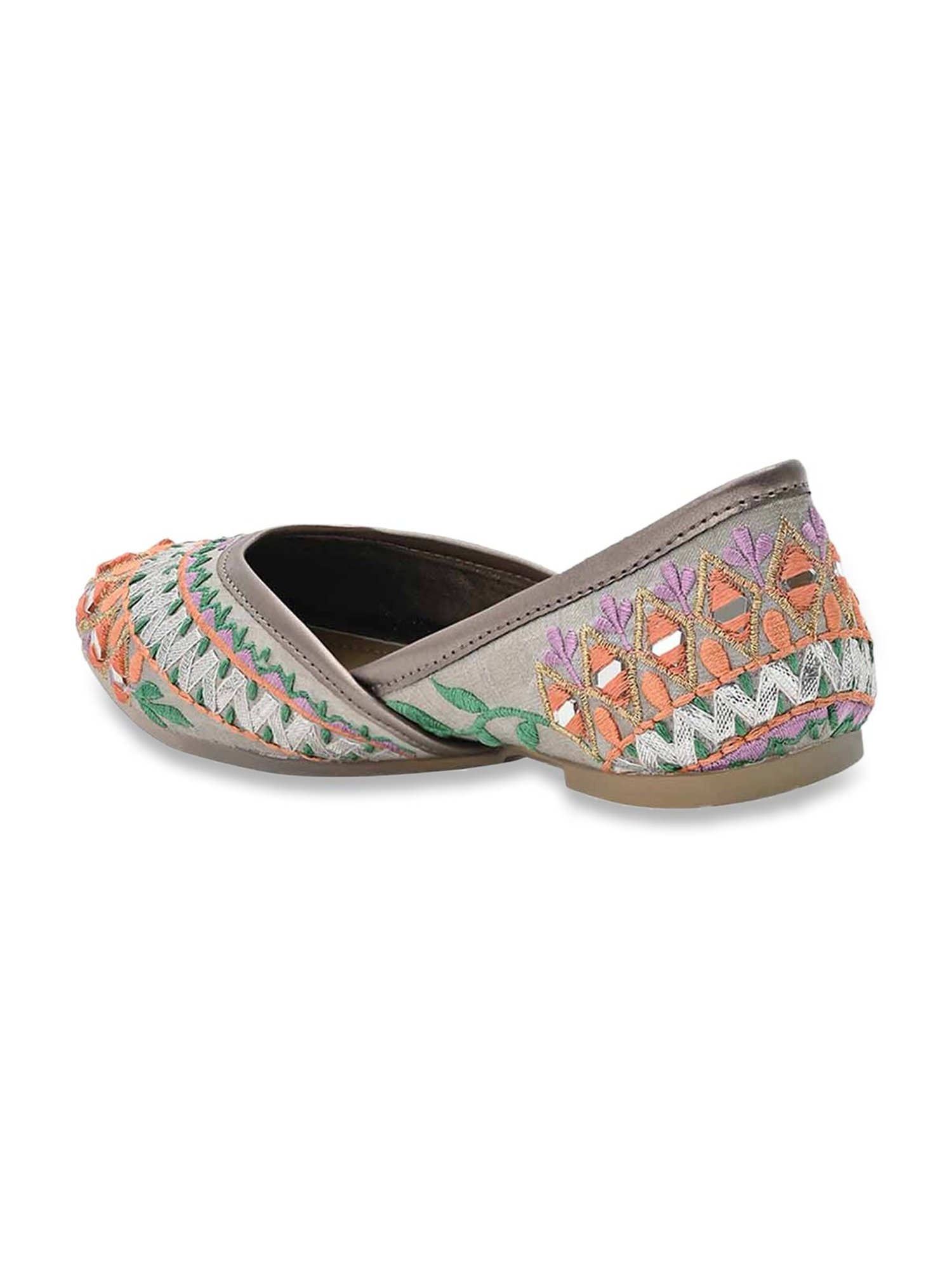 Jove Women's Grey Ethnic Juttis
