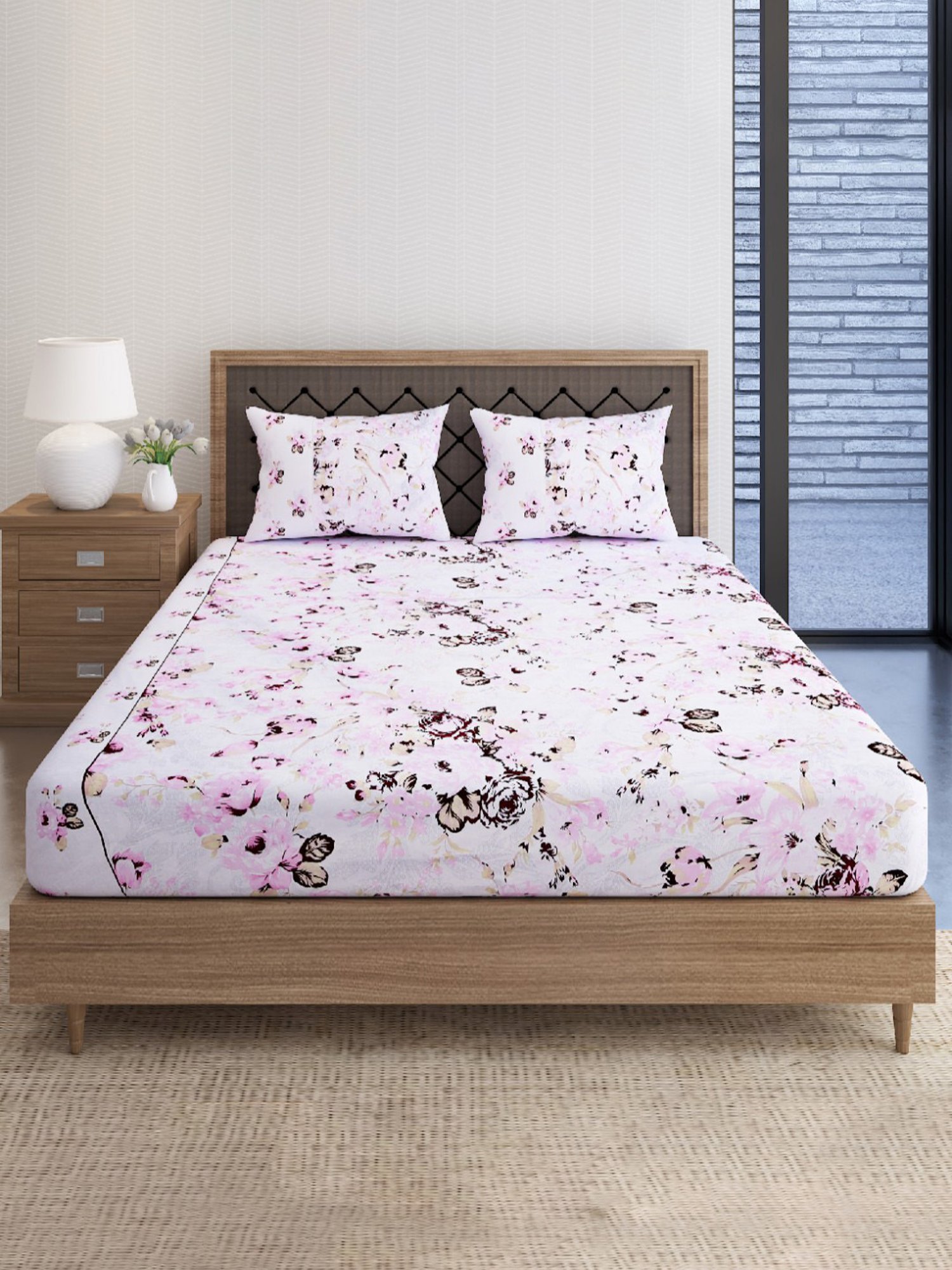 Swayam Vedic Floral White & Pink Cotton Double Bedsheet with 2 Pillow Covers