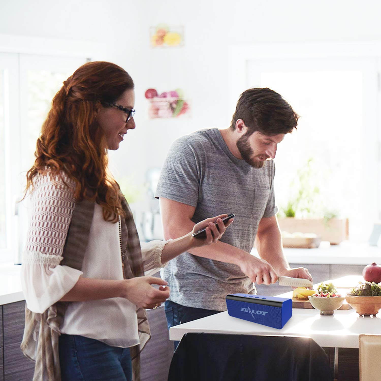 ZEALOT S31 Portable Bluetooth Speakers, Wireless Bluetooth Speaker with Loud Stereo Sound,Exceptional Bass Indoor/Outdoor 33 ft Bluetooth Range Built-in Mic,Perfect for Home, iPhone,Samsung(Red)