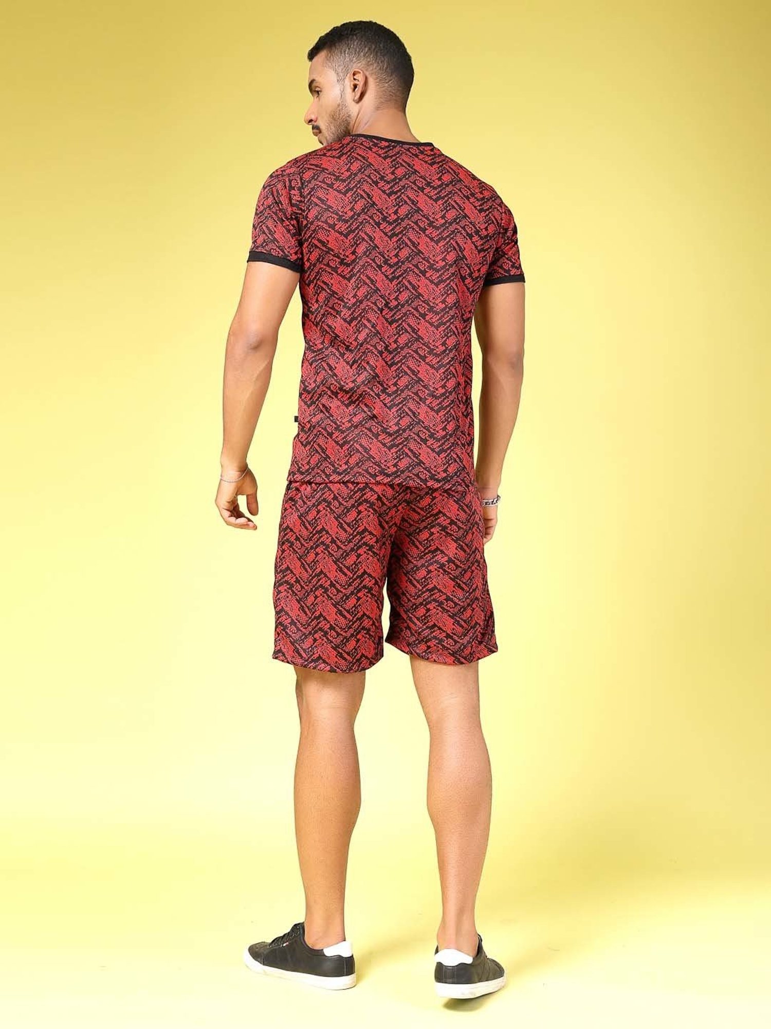 Rigo Maroon Slim Fit Printed T-Shirt & Shorts Set