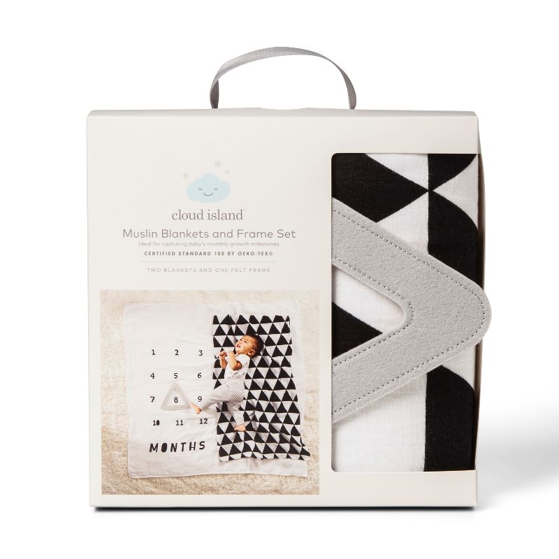 Muslin Blankets with Felt Frame Triangle - Cloud Island™ White/Black