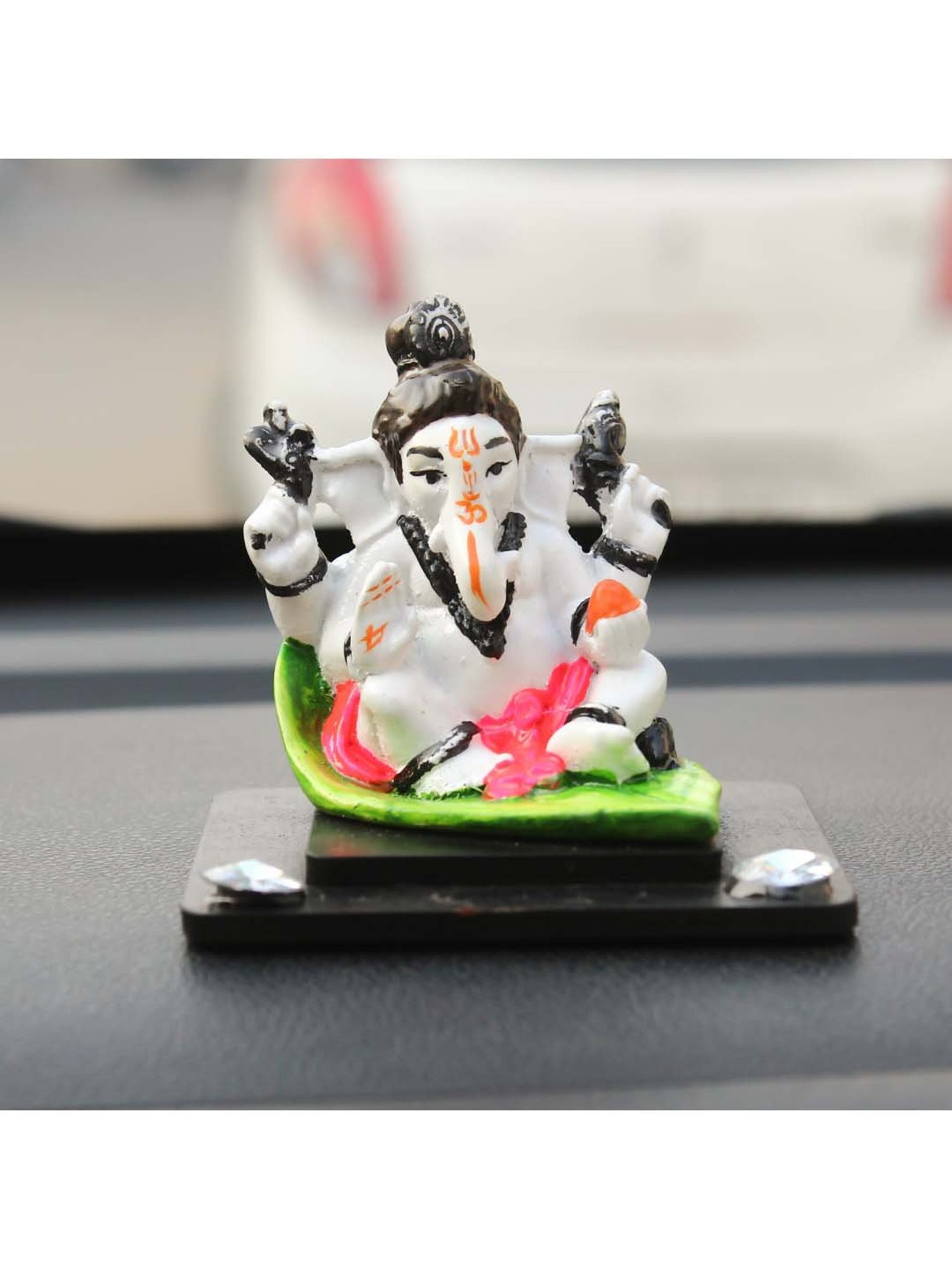 eCraftIndia Decorative Lord Ganesha Showpiece for Car Dashboard, Home Temple and Office Desks