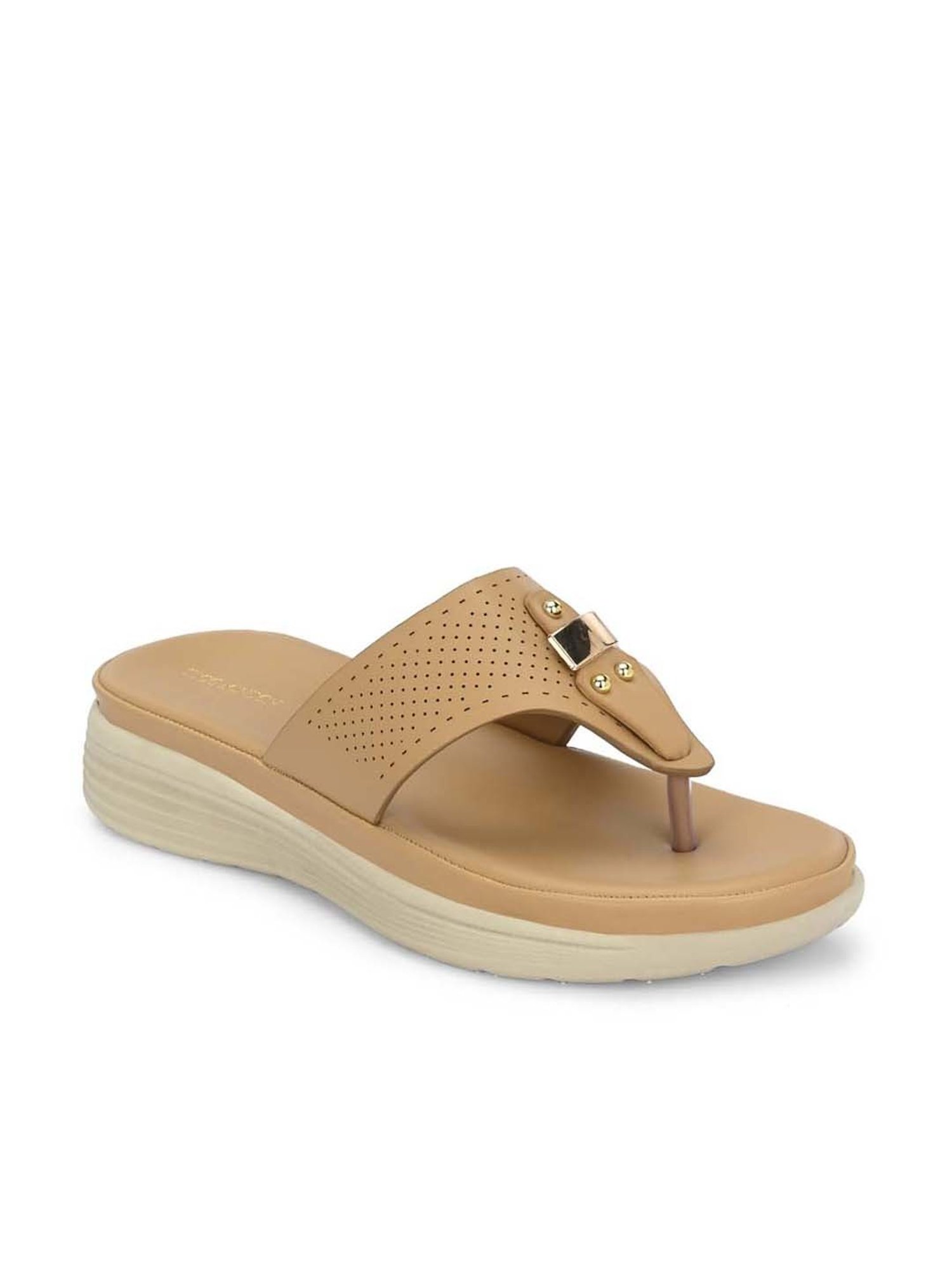Clog London Women's Tan Thong Wedges