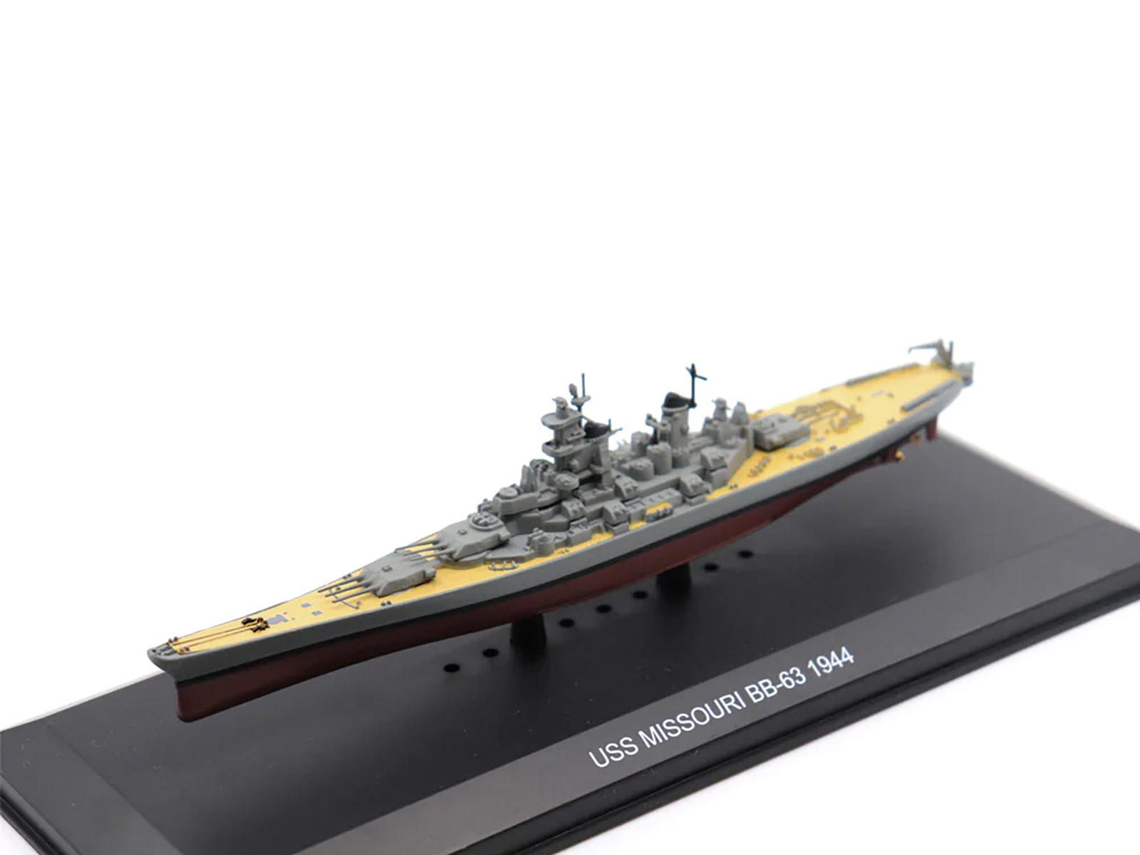 USS Missouri (BB-63) Iowa-class Battleship "Battle of Okinawa" (1945) United States Navy (Full Hull Edition) "Battleship" Series 1/700 Diecast Model by Forces of Valor