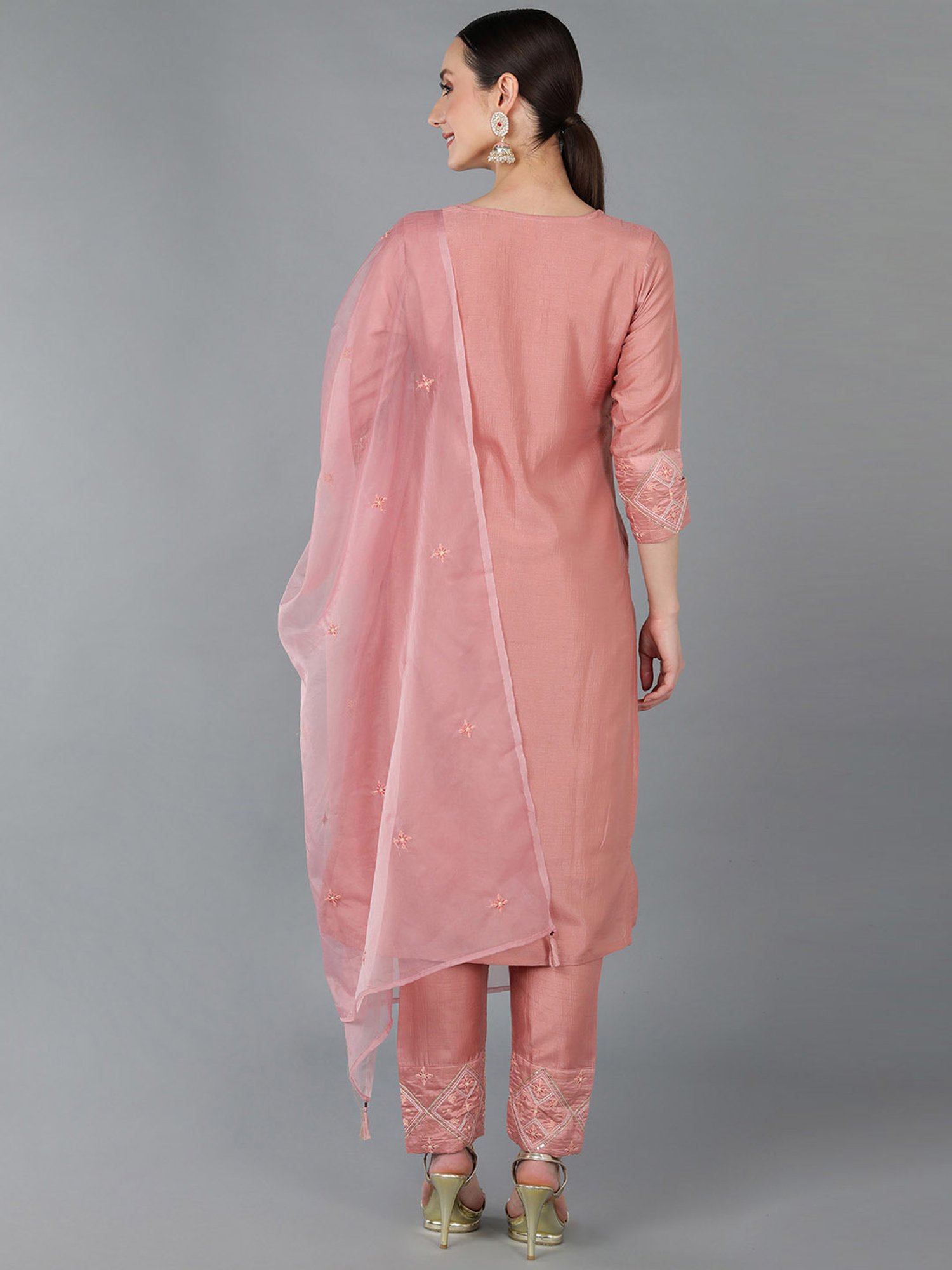 Vaamsi Pink Embroidered Kurta Pant Set With Dupatta
