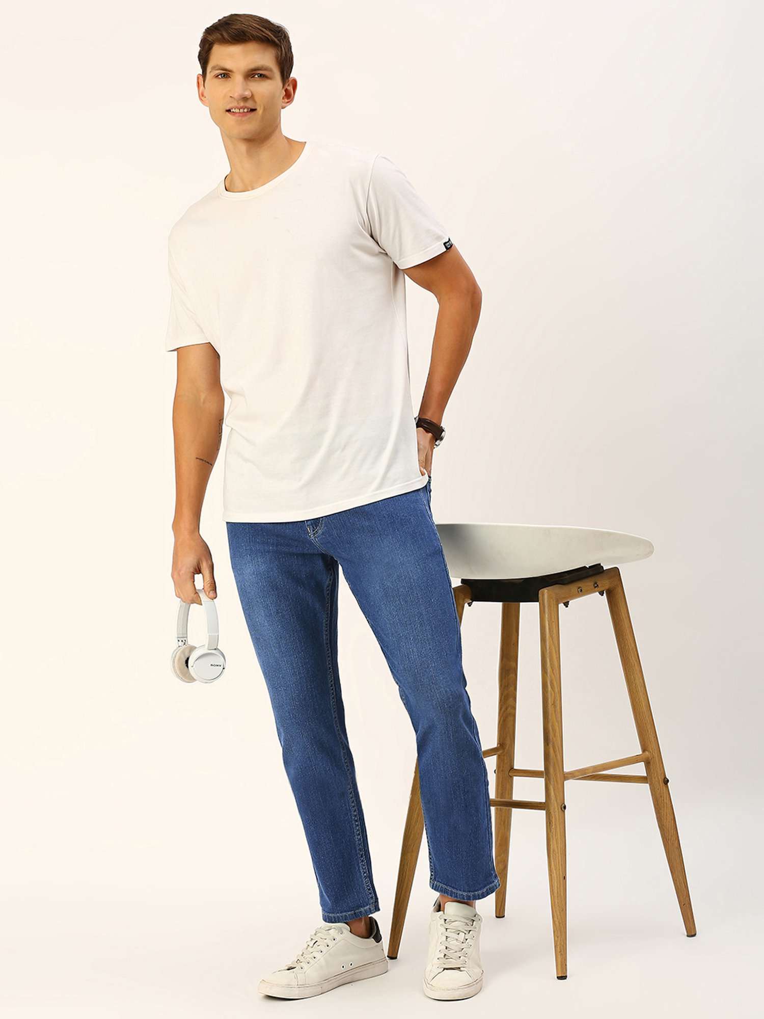 Thomas Scott Blue Regular Fit Lightly Washed Jeans