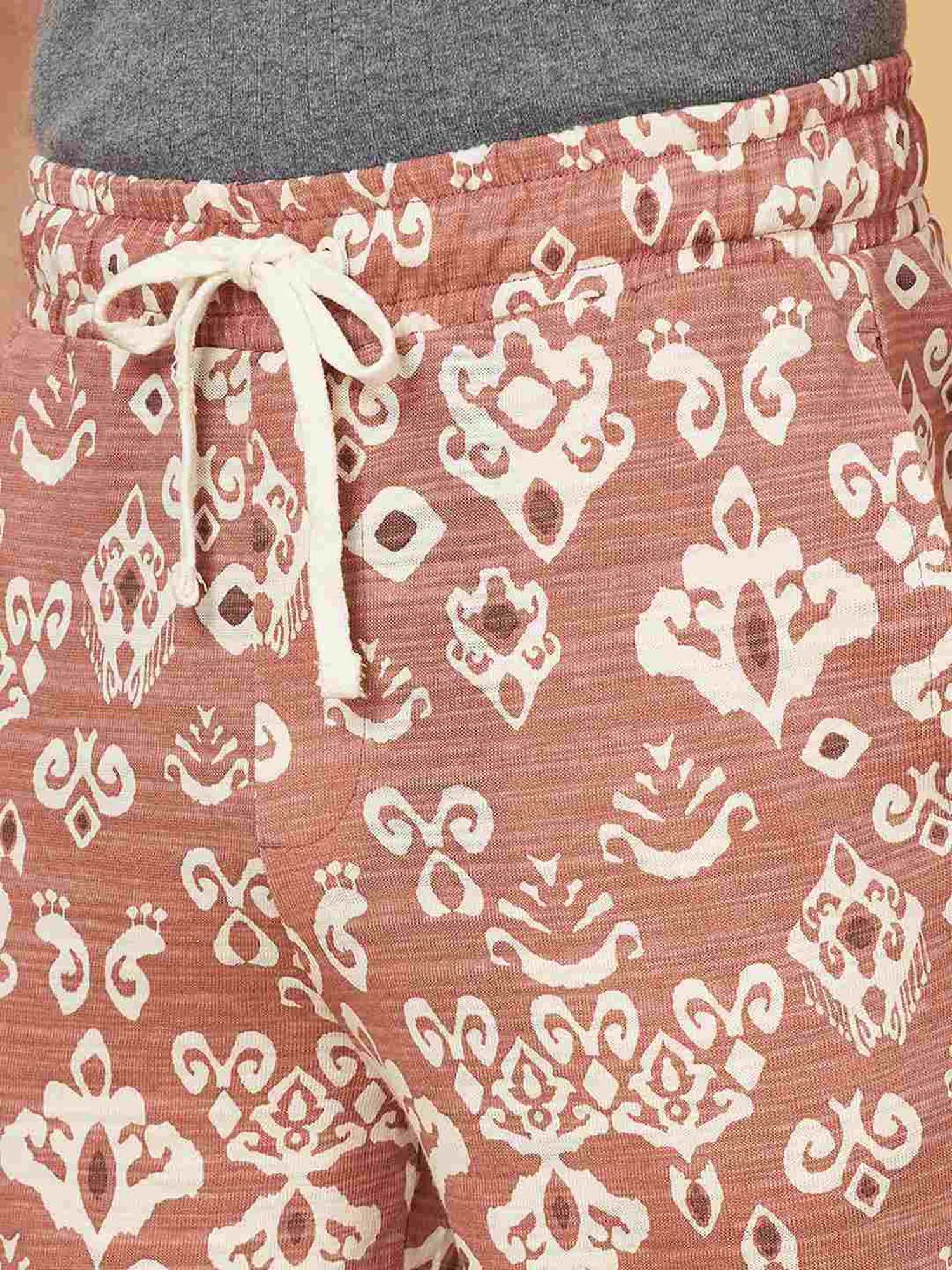 7 Alt By Pantaloons Whitecap Gray Cotton Slim Fit Printed Shorts