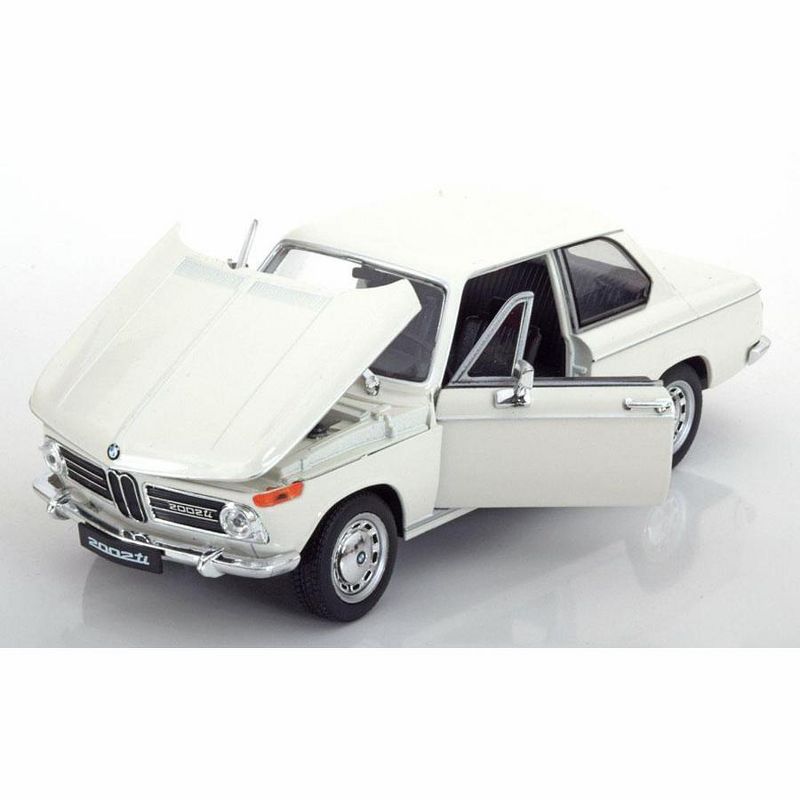 BMW 2002 ti Cream 1/24-1/27 Diecast Model Car by Welly