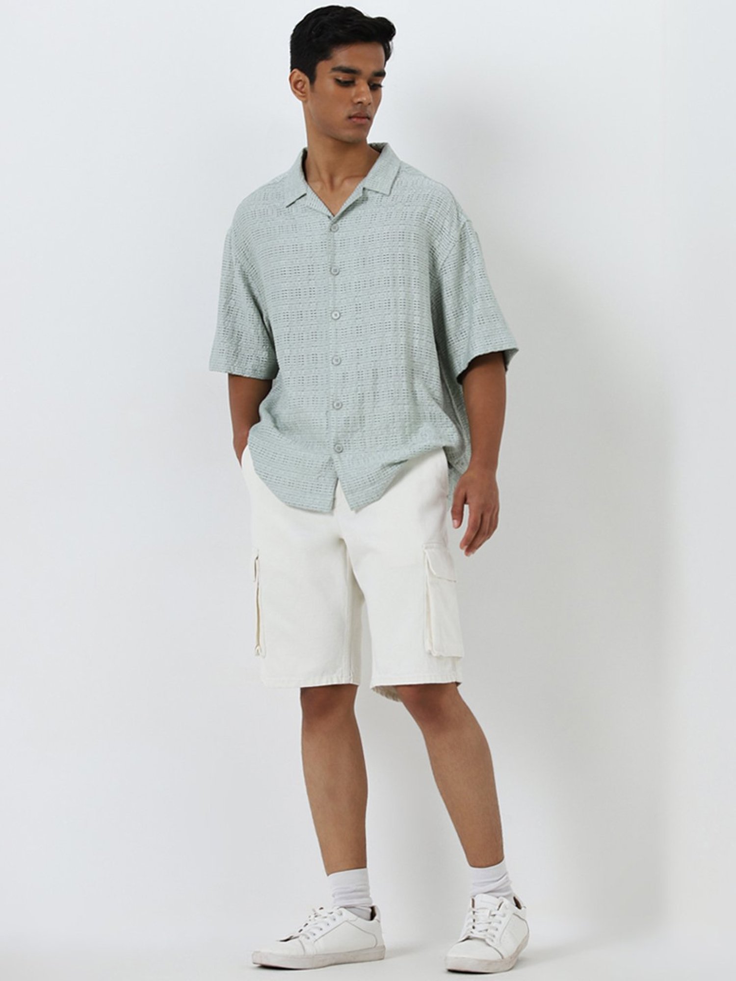 Nuon by Westside White Cargo-Style Mid-Rise Relaxed-Fit Cotton Shorts