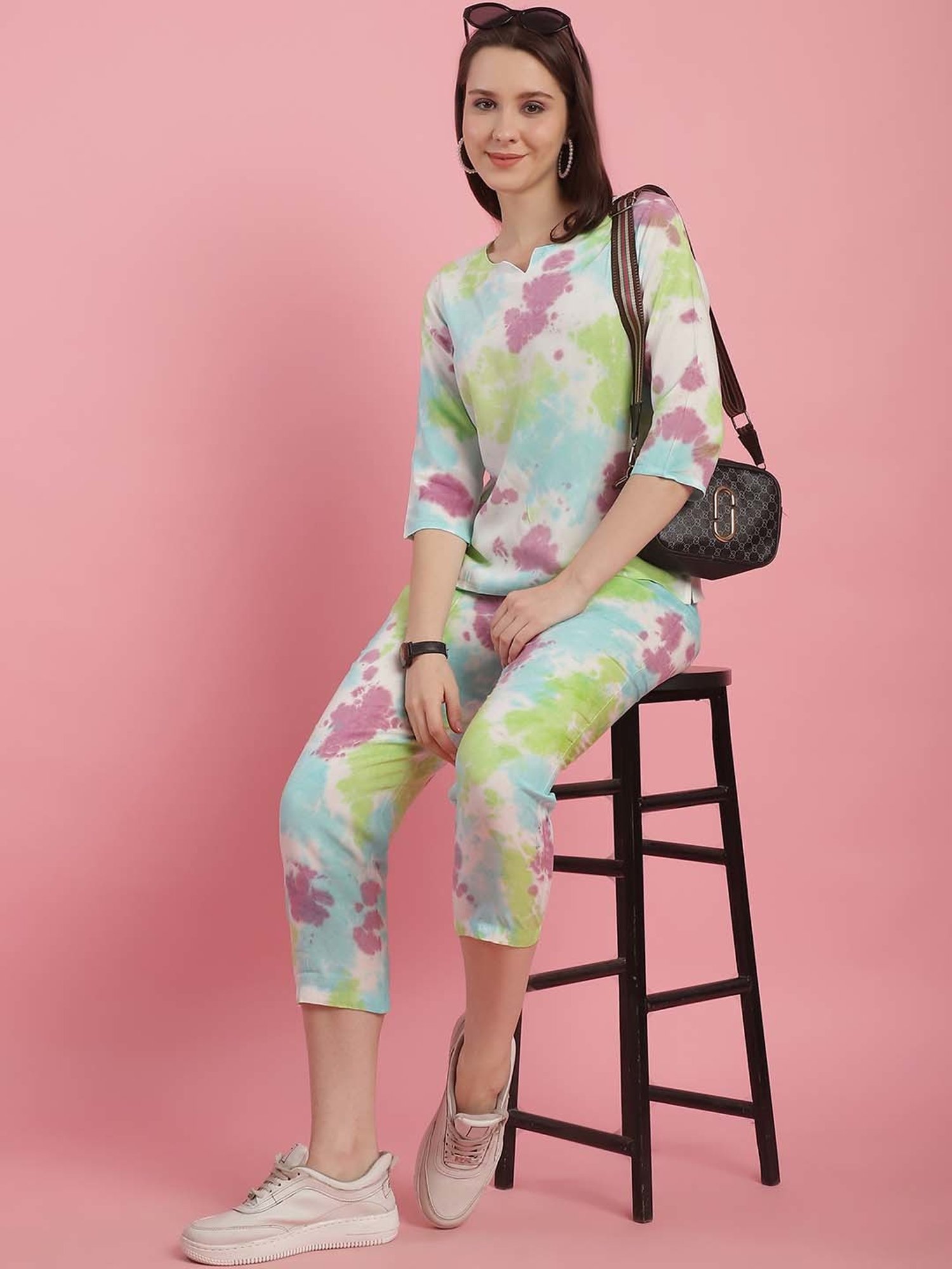 Prakrti Multicolored Tie & Dye Top Capri Set