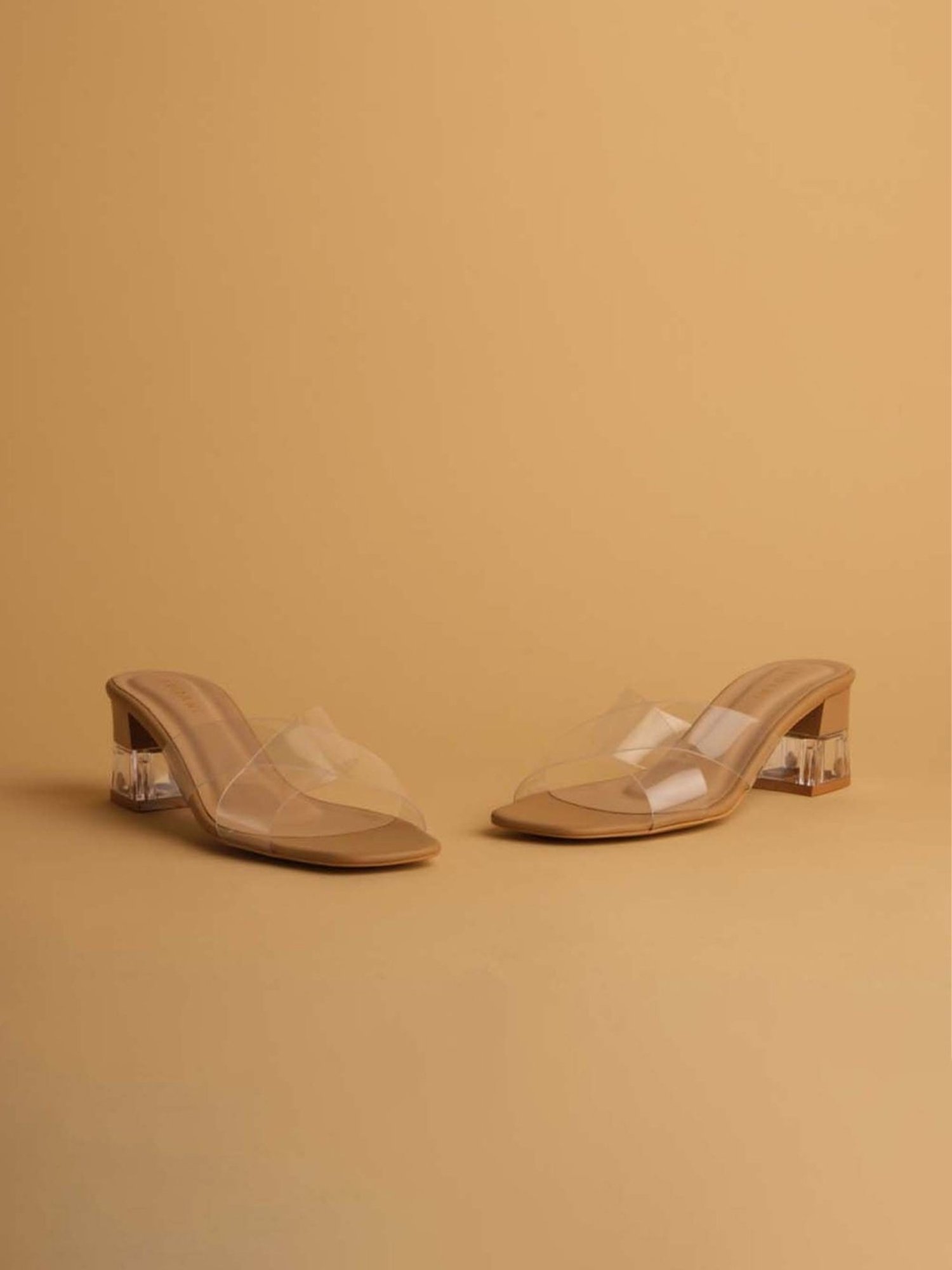 Eridani Women's Jacky Beige Cross Strap Sandals