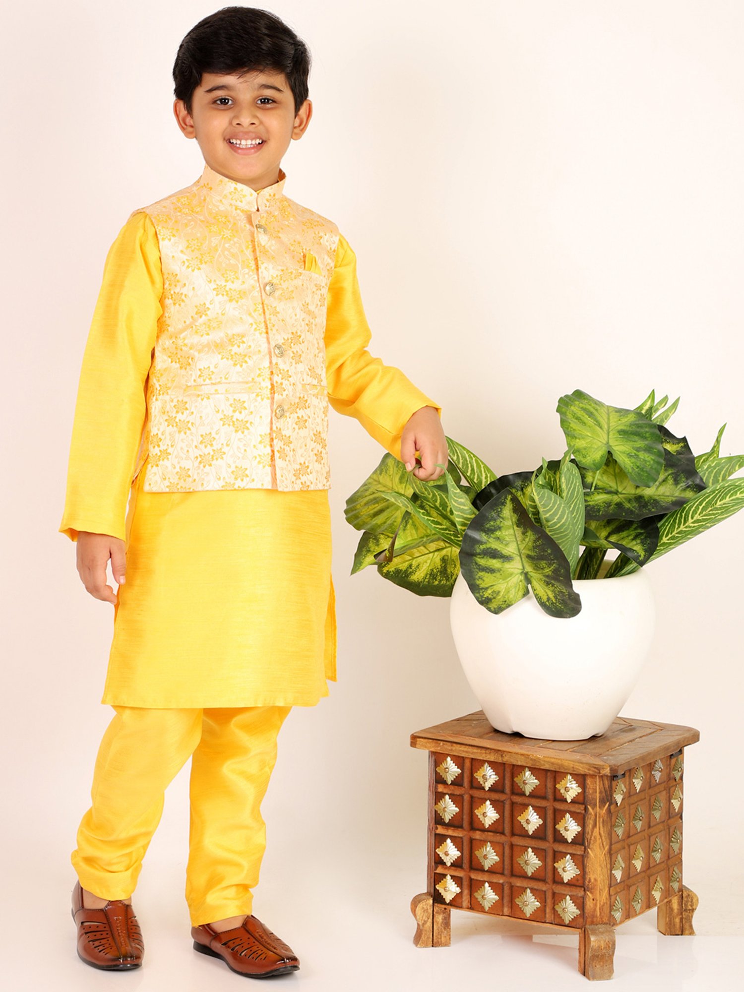 Pro-Ethic Style Developer Kids Yellow & Gold Floral Print Full Sleeves Kurta, Pyjamas with Waistcoat