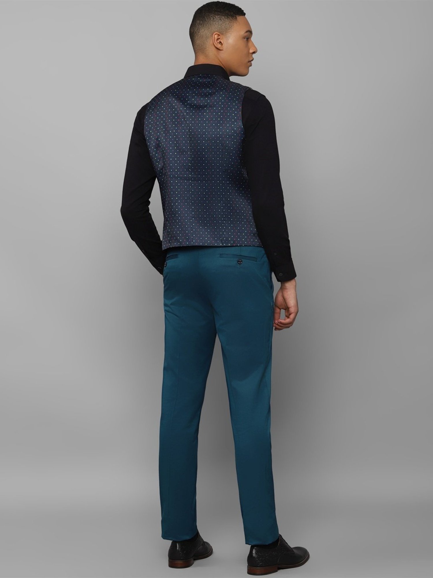 Parx Black Regular Fit Two Piece Suit