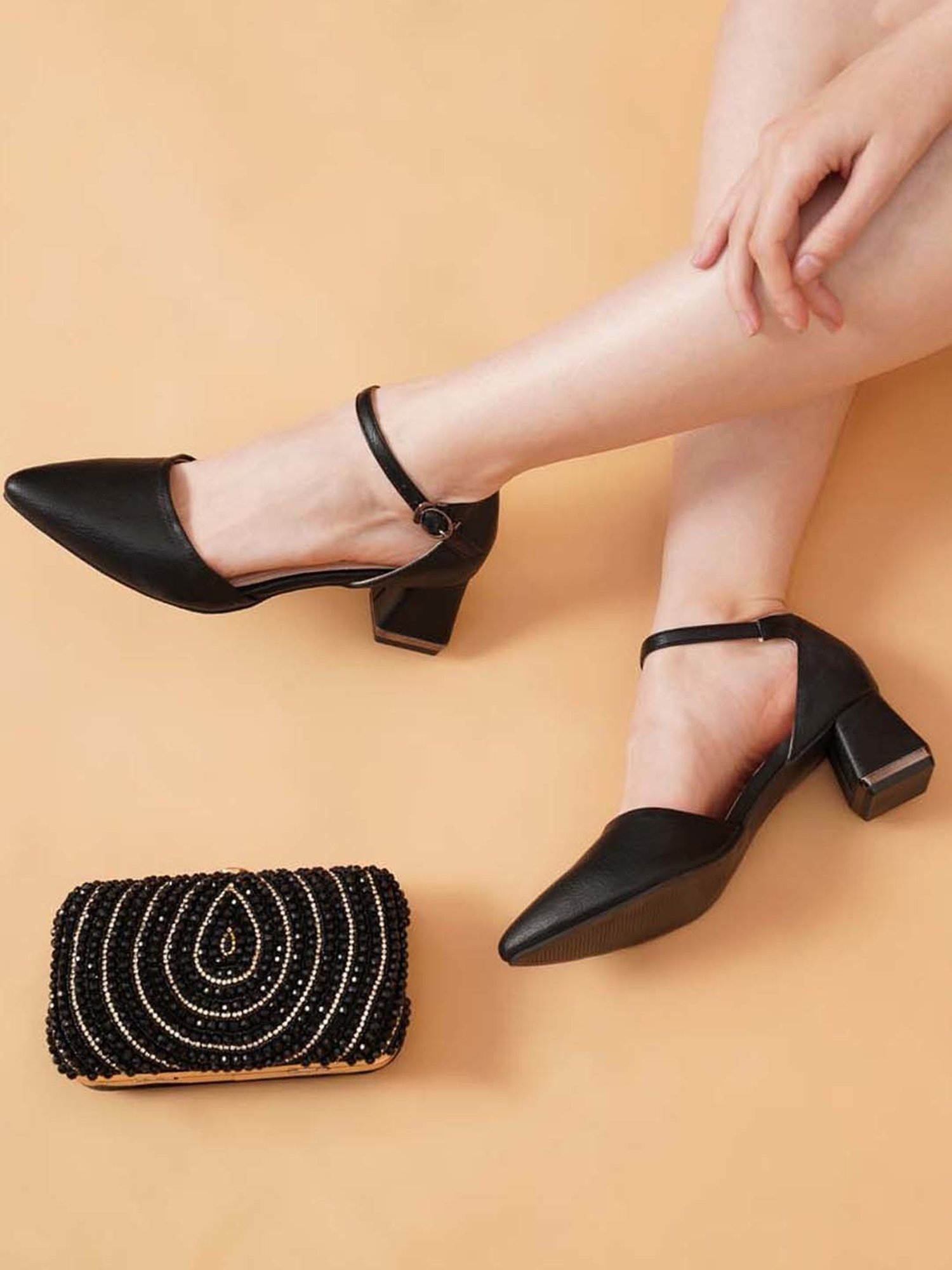 Sherrif Women's Black Ankle Strap Sandals