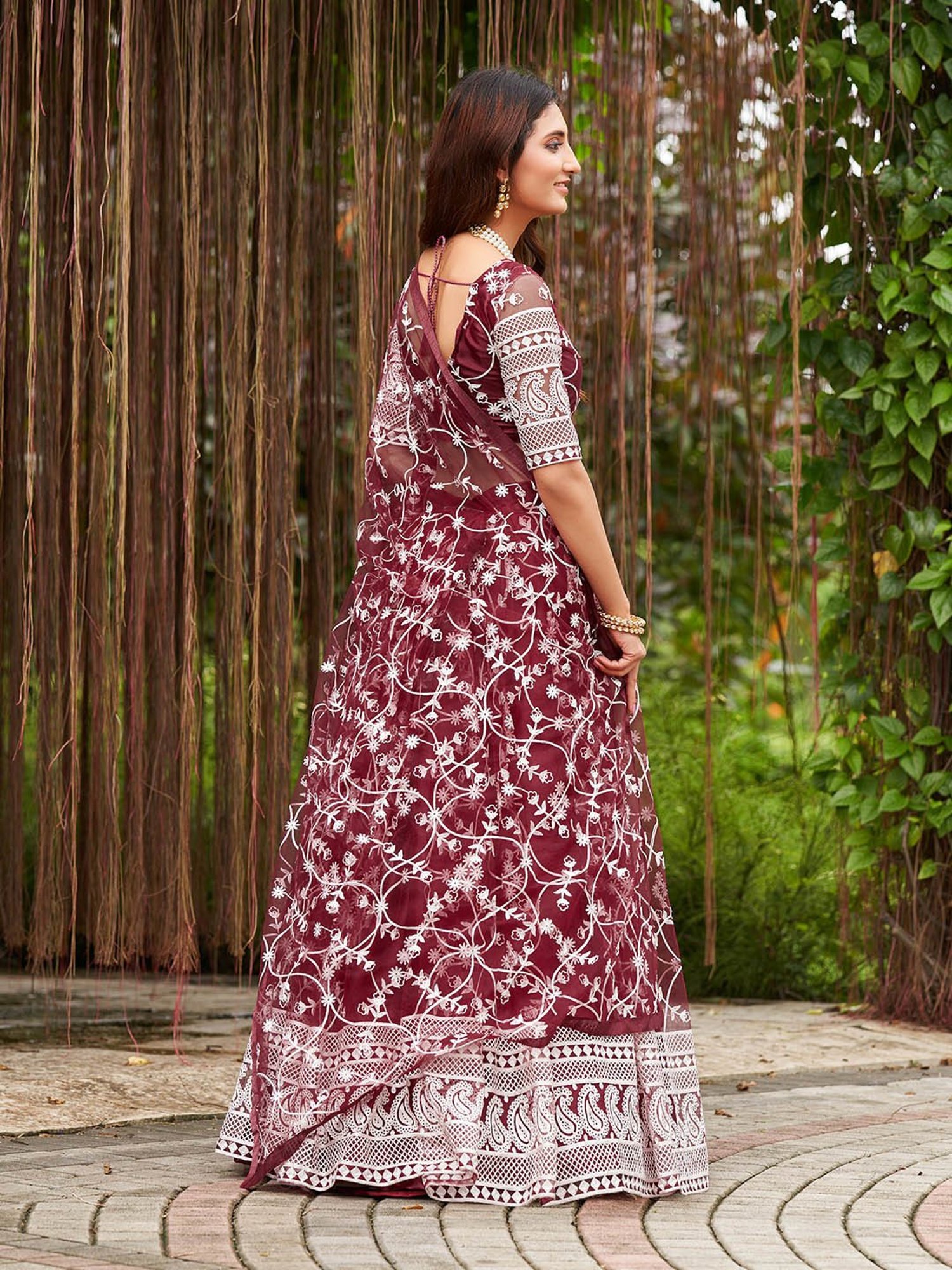 Warthy Ent Maroon Embroidered Lehenga Choli Set With Dupatta