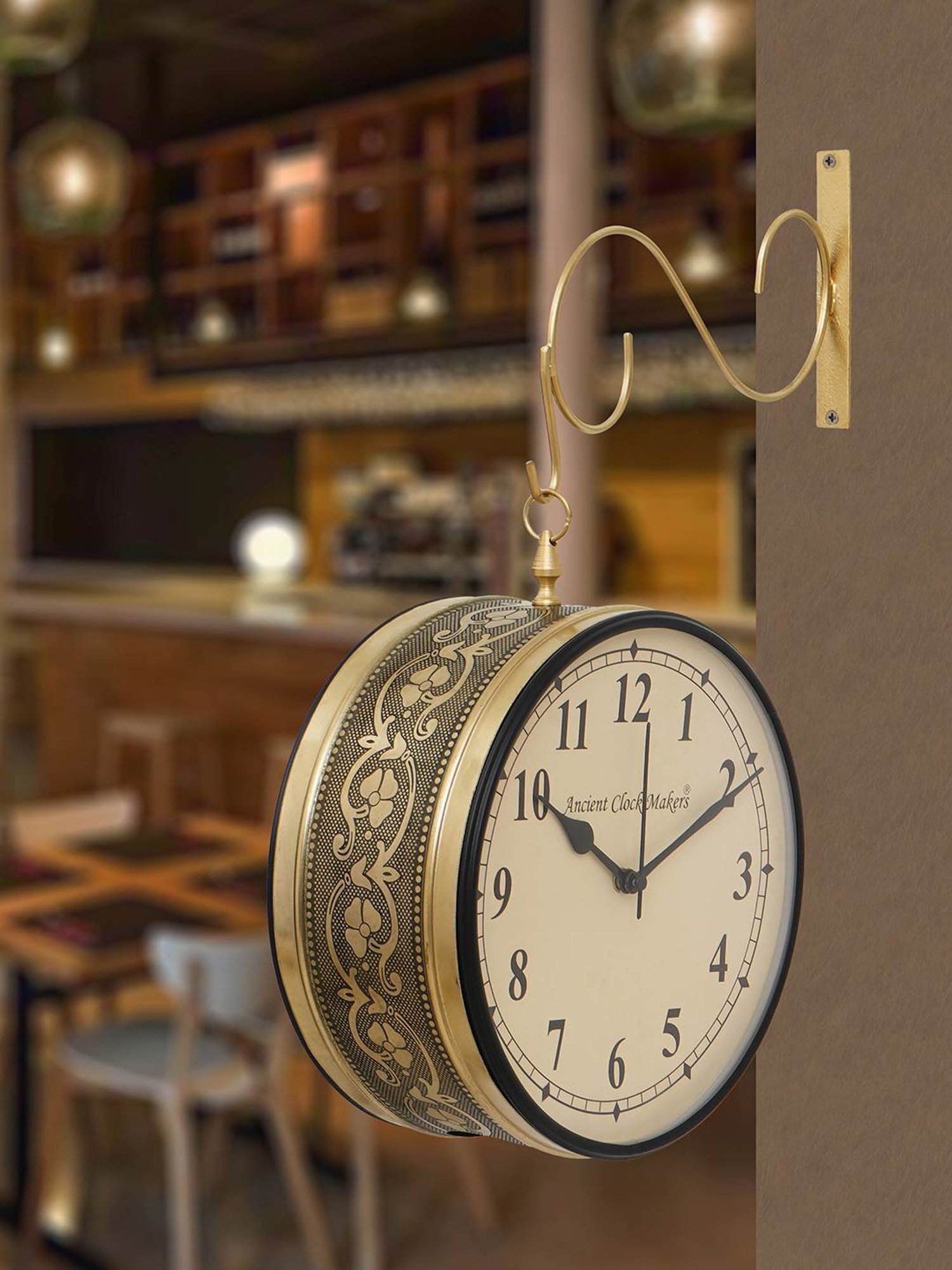 CHRONIKLE Gold Iron Wall Clock