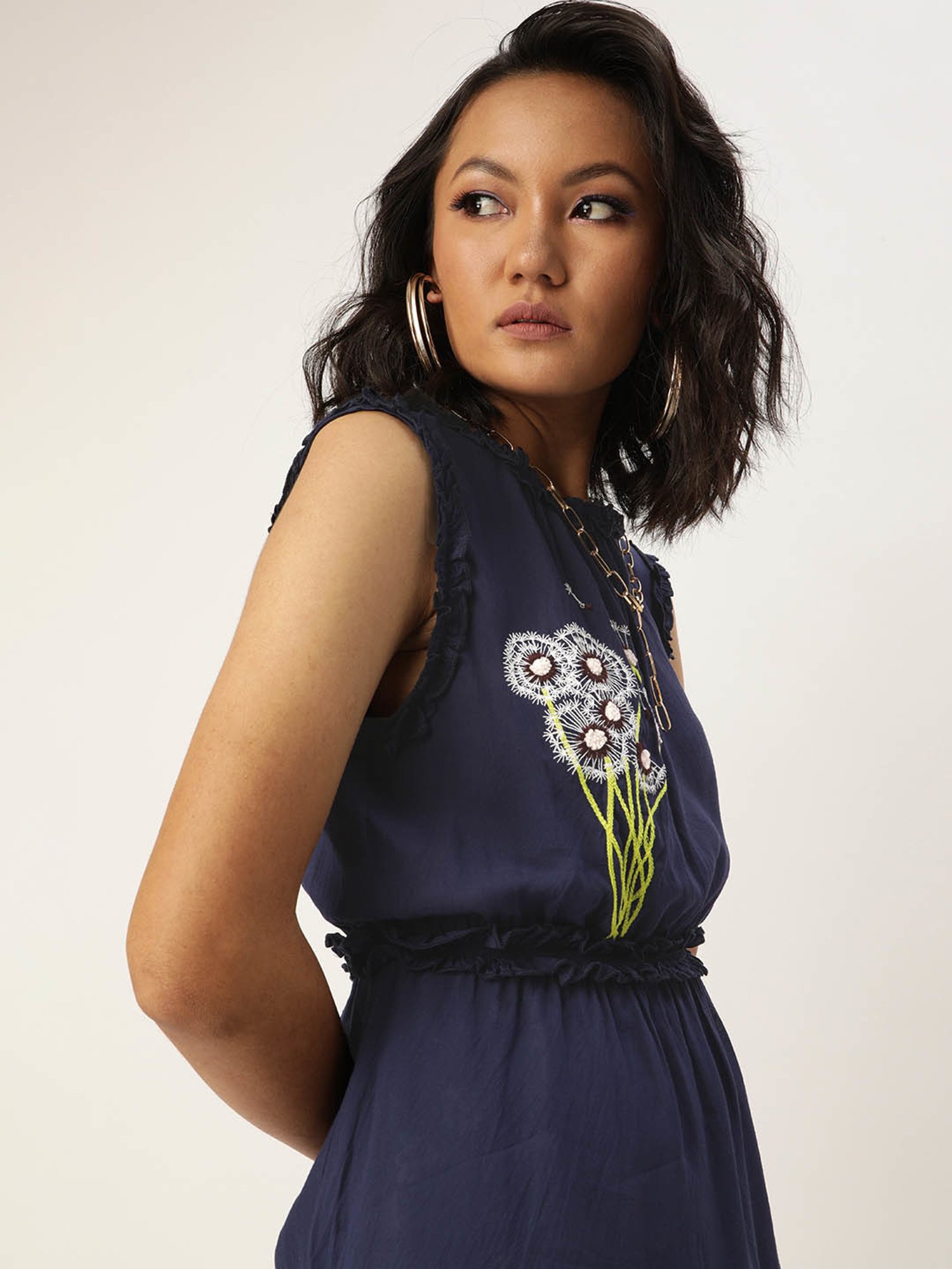 QUIERO Navy Embroidered Top