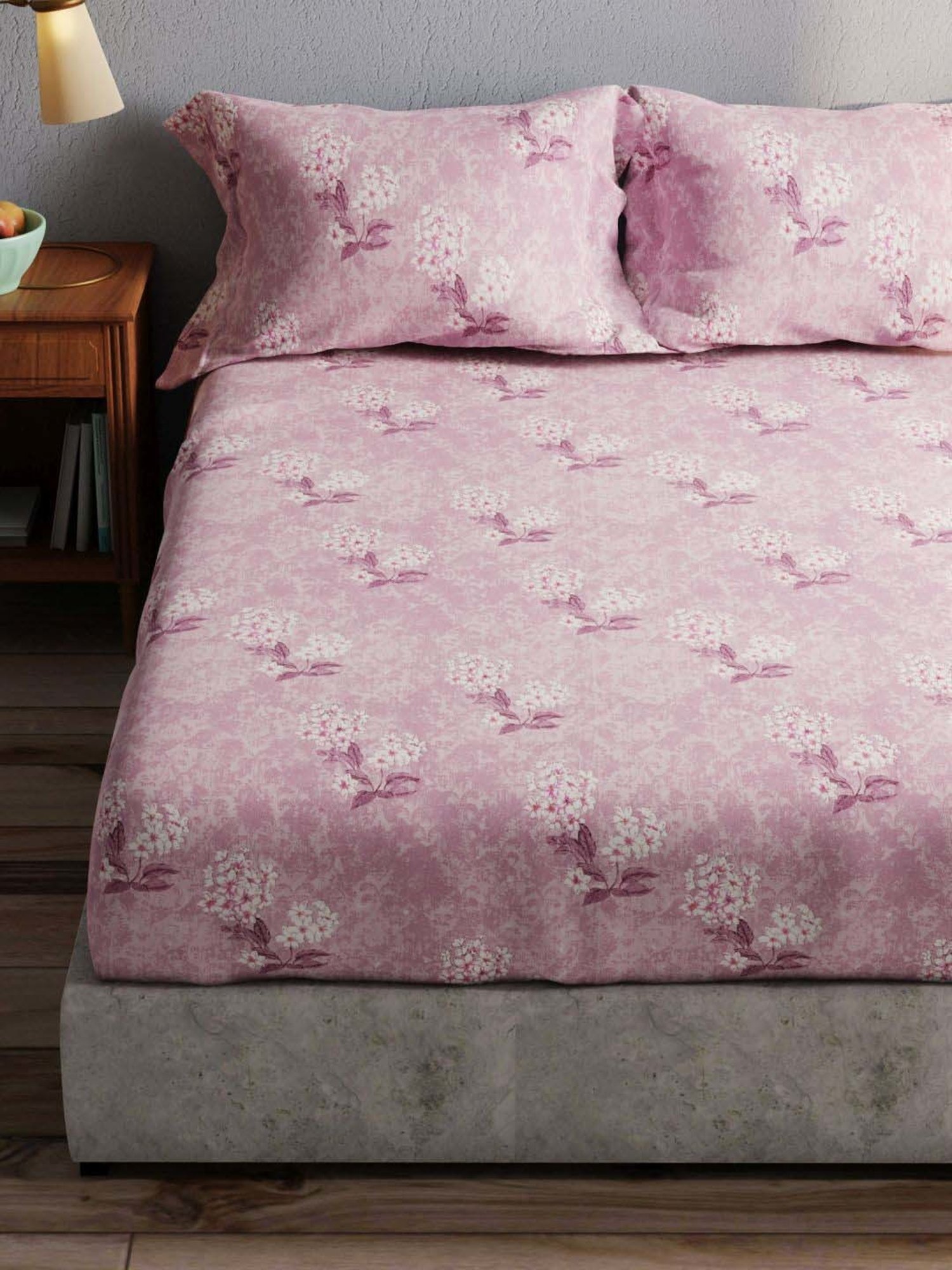 Bianca Amolina Lilac 135 TC Cotton Double Bedsheet with 2 Pillow Covers