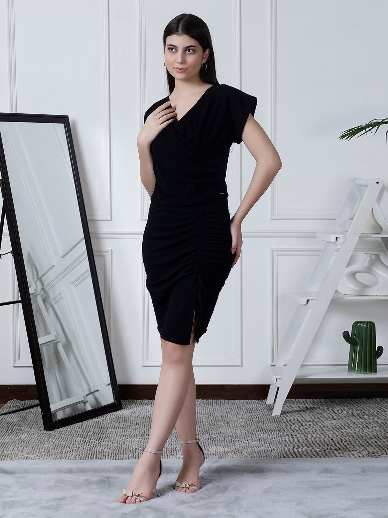 NEUDIS Black Regular Fit Top