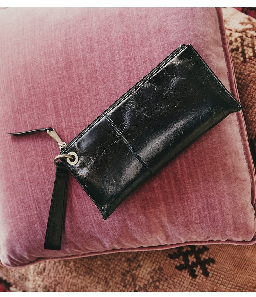 HOBO Vida Top-Grain Leather Zip Wristlet