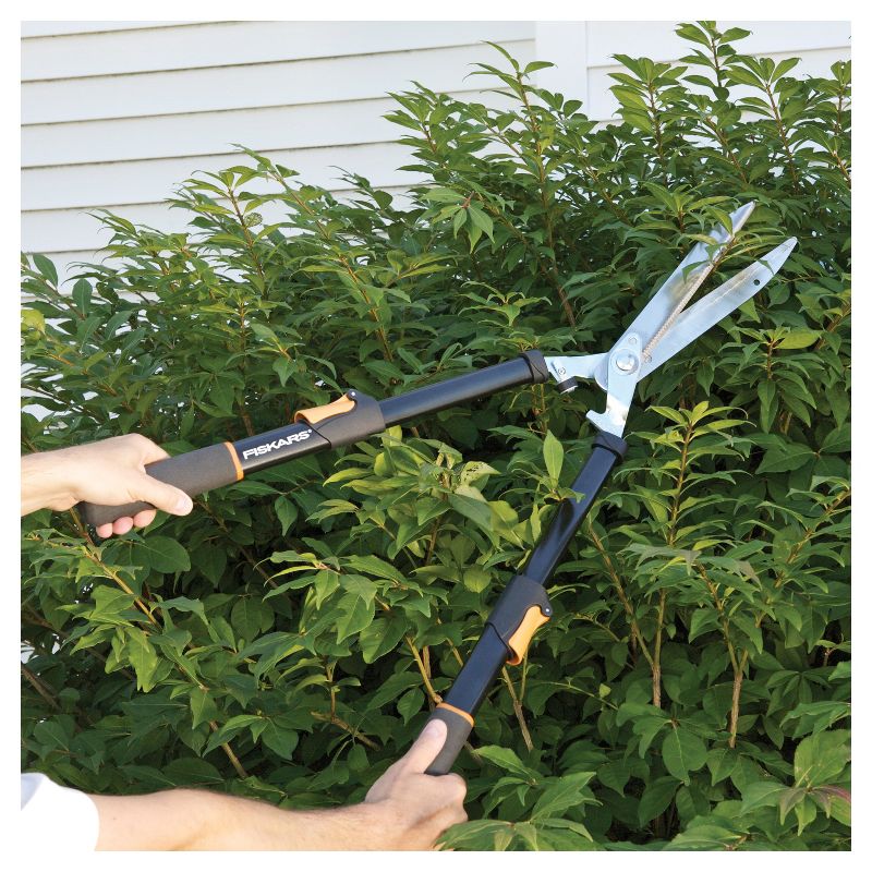 Fiskars Power-Lever 25-33" Extendable Hedge Shears