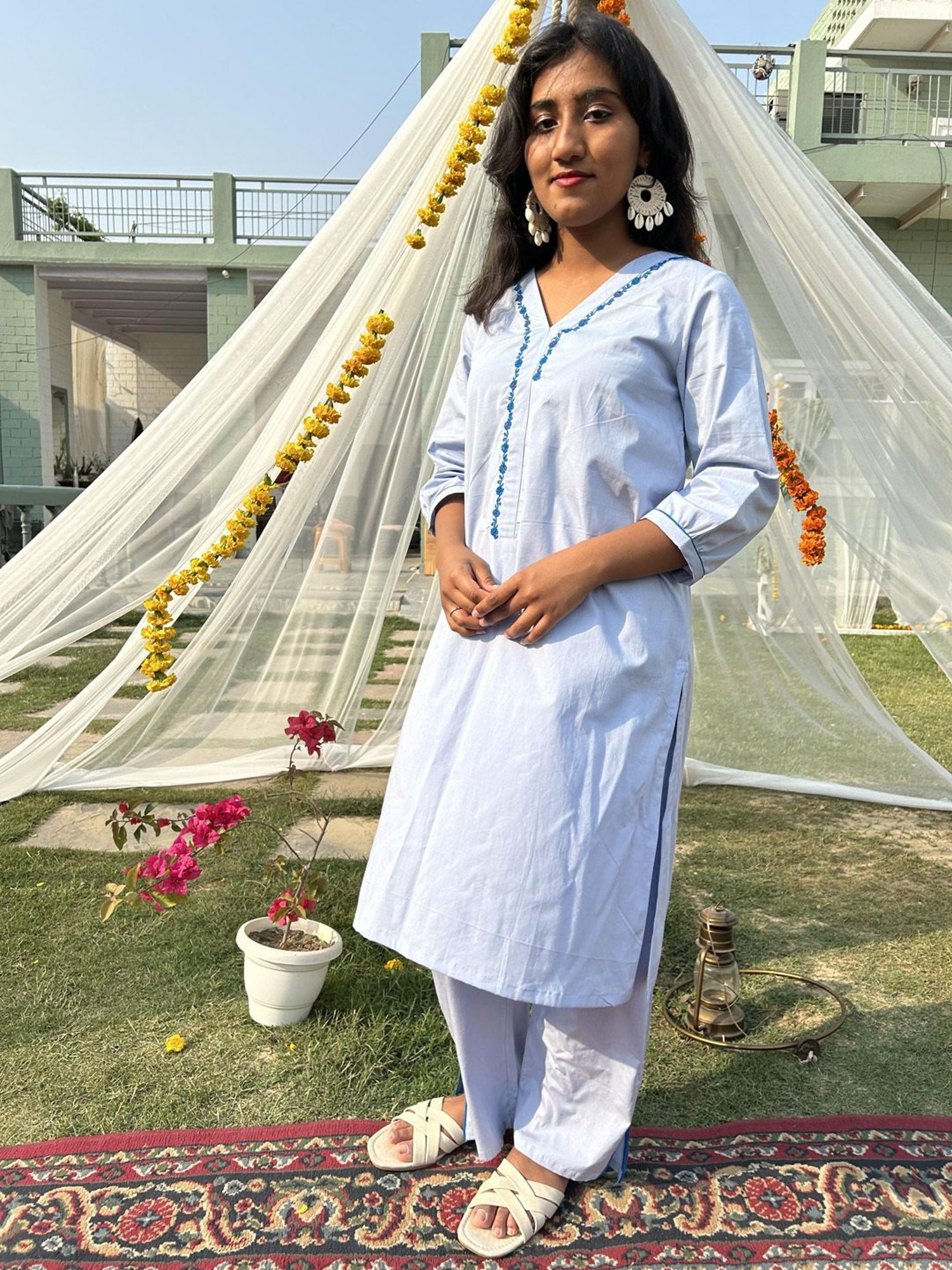 Zuri Blue Embroidered Cotton Kurta