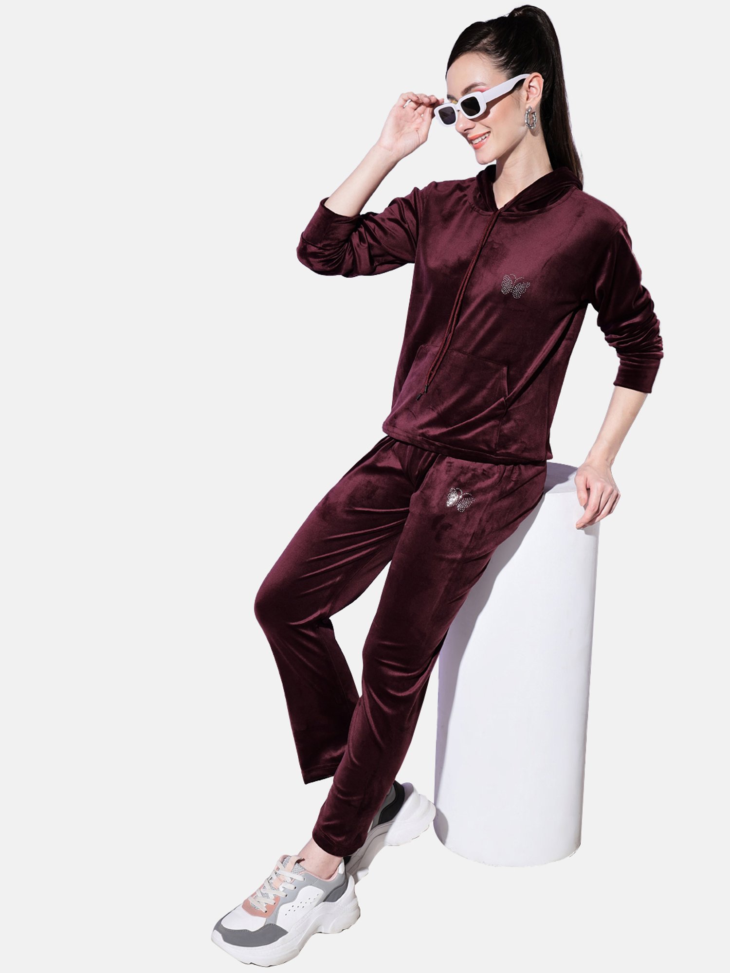 BUYNEWTREND Maroon Regular Fit Sports Tracksuit
