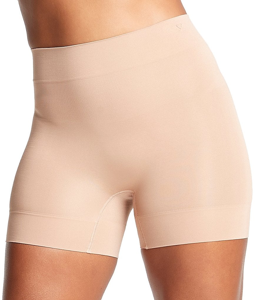 Yummie Bria Comfortably Curved Shaping Short