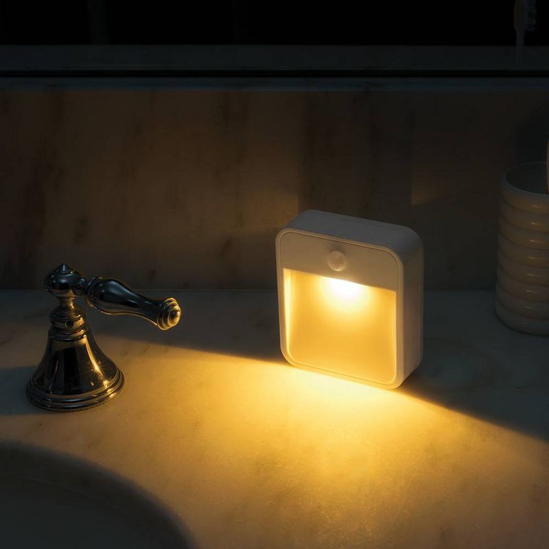 Solar LED Outdoor Wall Lights - Techko