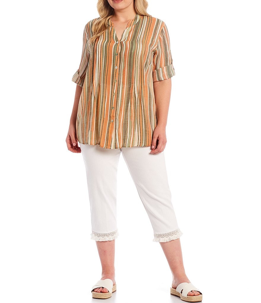 Democracy Plus Size Floral Print 3/4 Puff Sleeve V-Neck Knit Top