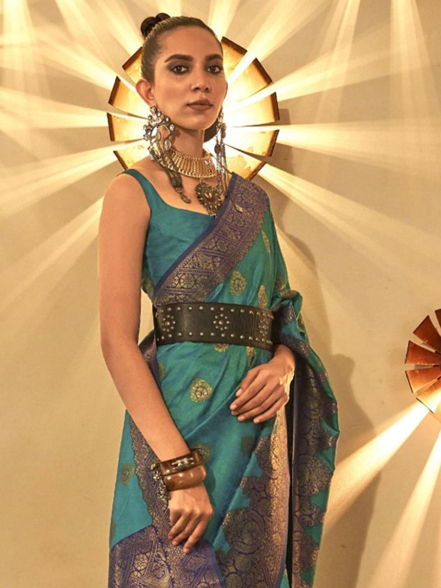 Elora Green Silk Printed Saree With Unstitched Blouse