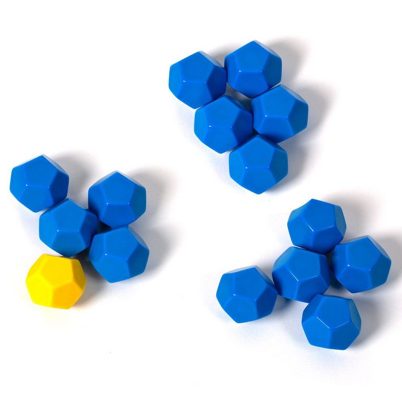 Mobi Games Ultimo Dice Game of Strategy - Colors will Vary