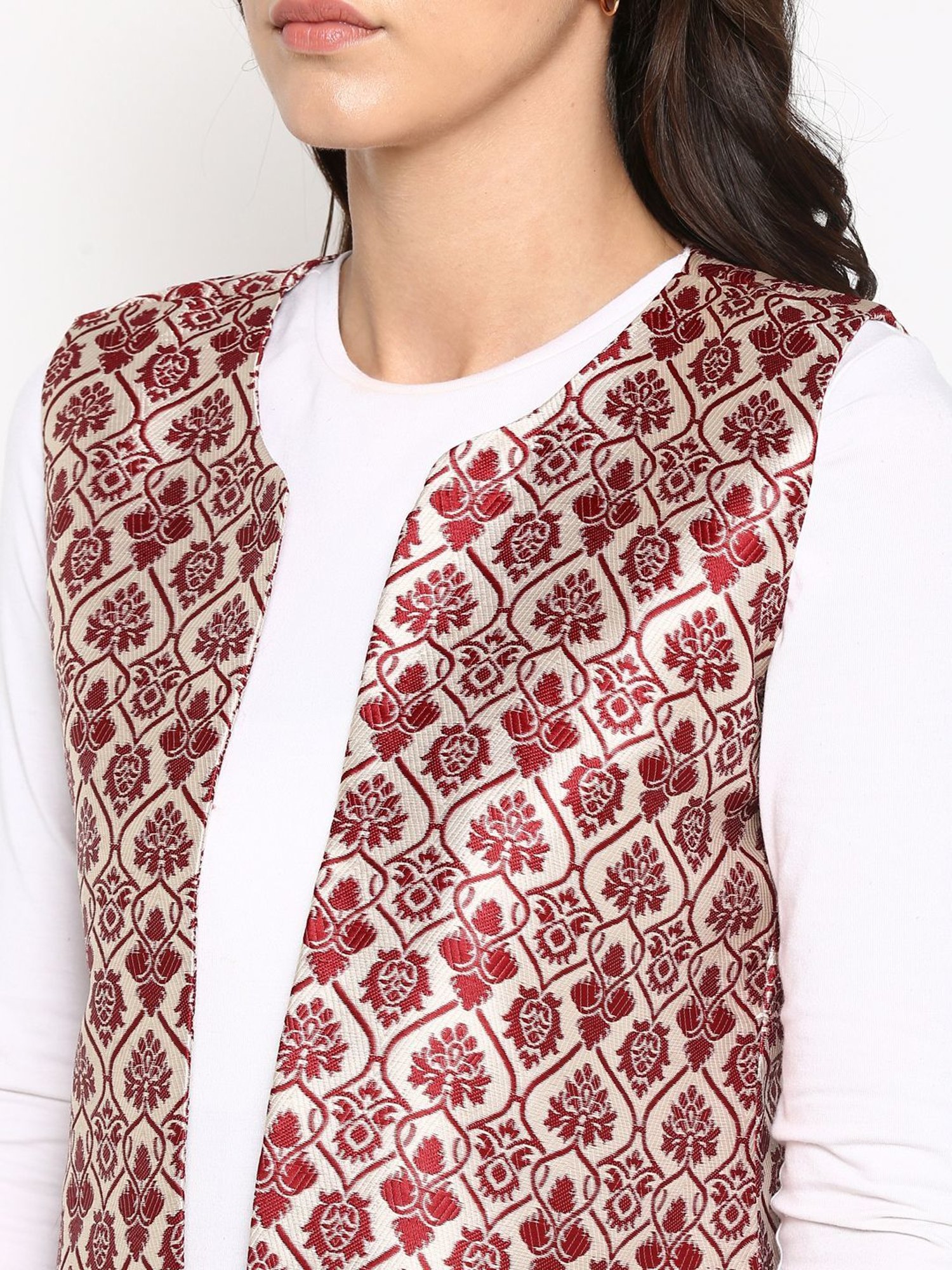 Hangup Maroon Jacquard Pattern Shrug