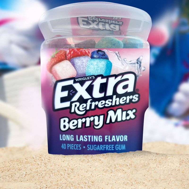 Extra Refreshers Berry Mix Gum 40-Piece Bottle