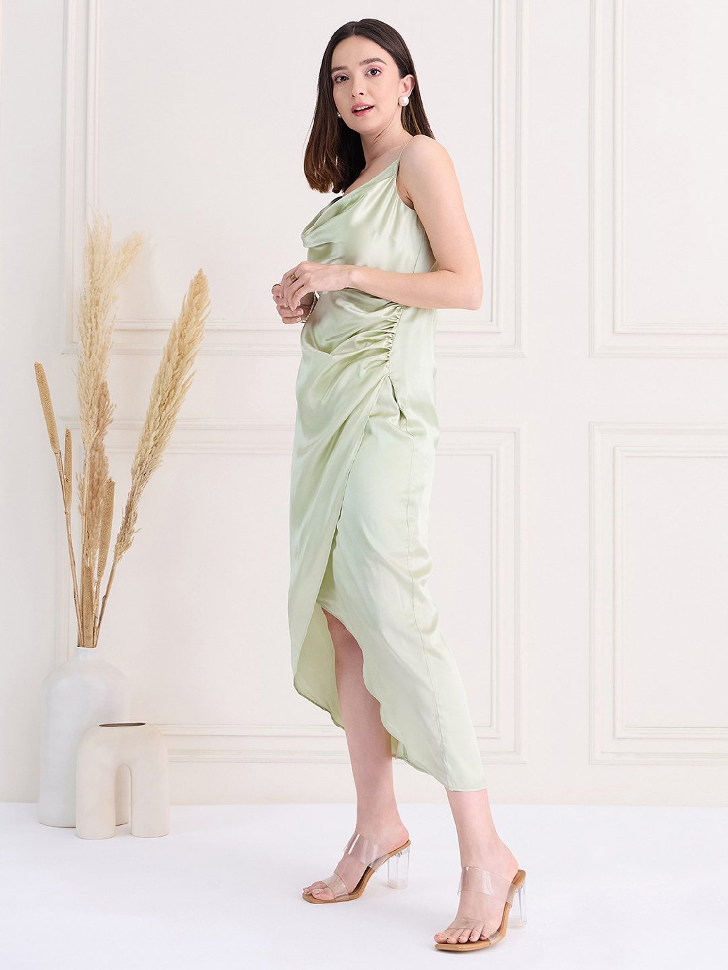 Magre Light Green Regular Fit Midi Dress