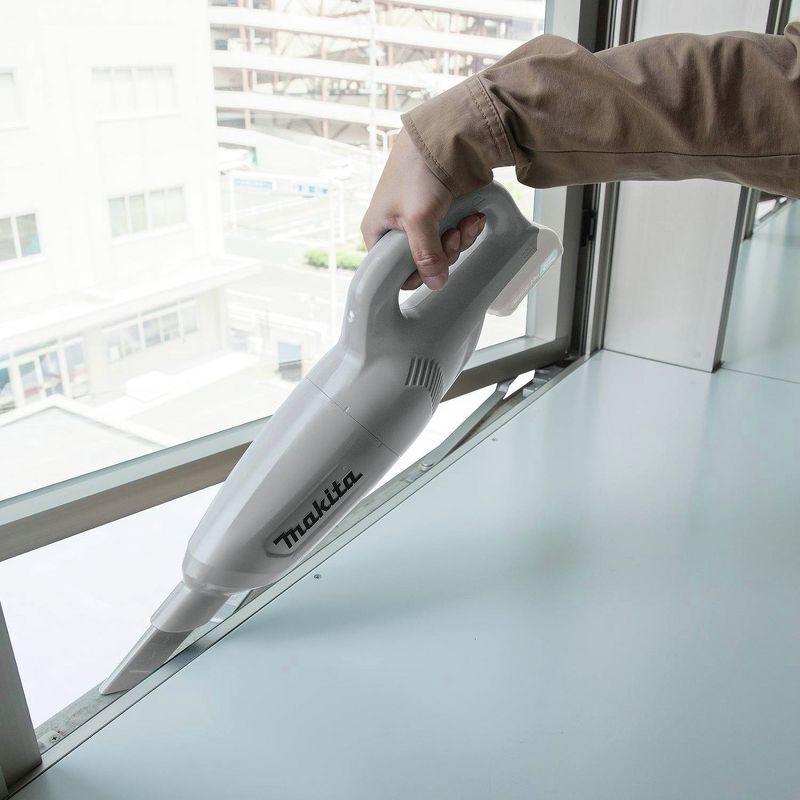 Refurbished Makita LC06ZW-R 12V max CXT Lithium-Ion Cordless Vacuum (Tool Only)