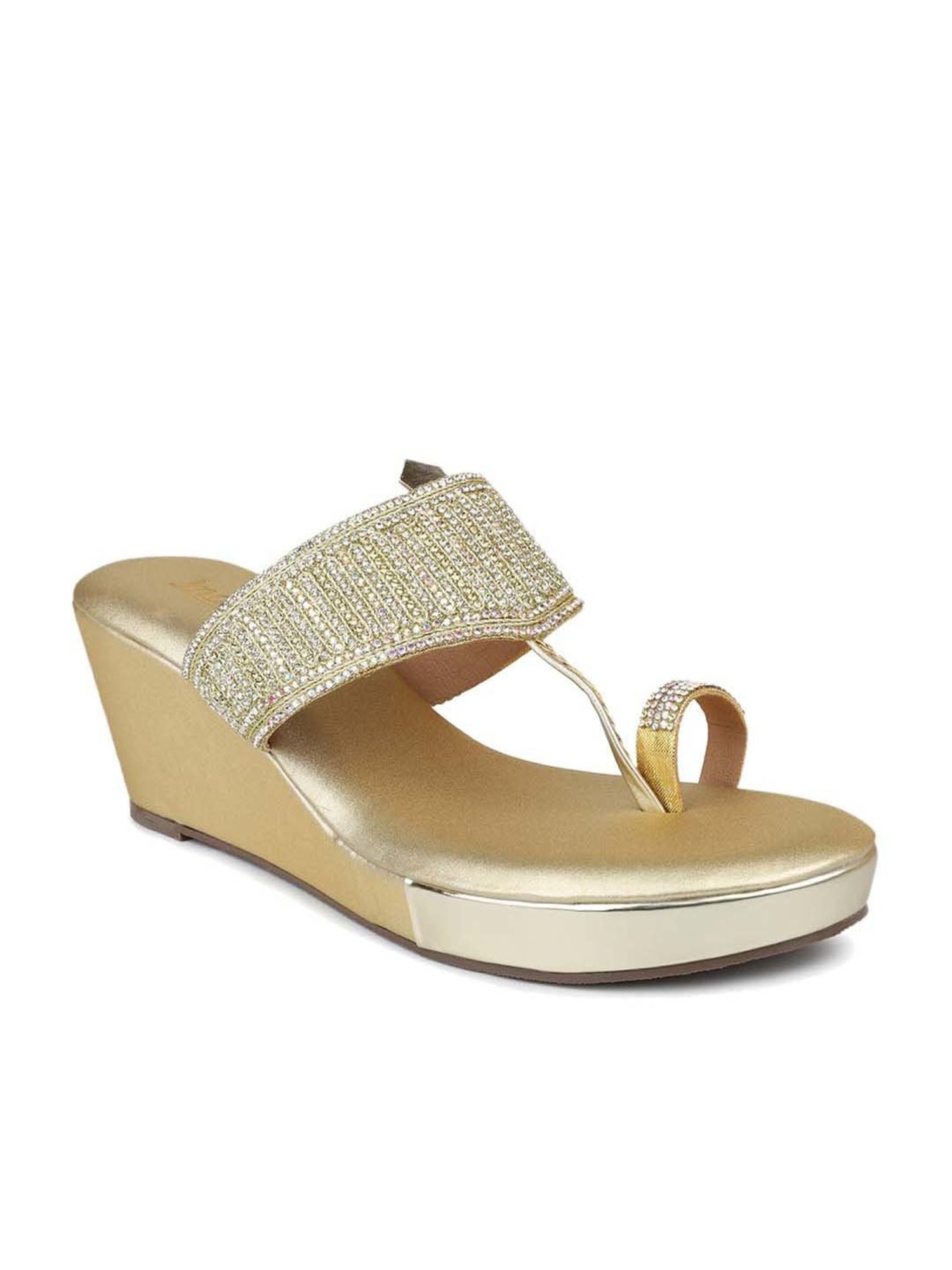 Inc 5 Women's Gold Toe Ring Wedges