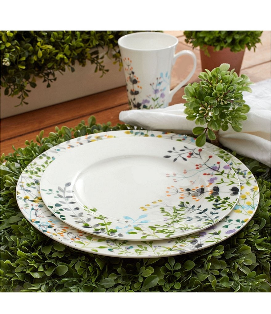 Mikasa Tivoli 16-Piece Dinnerware Set, Service for 4