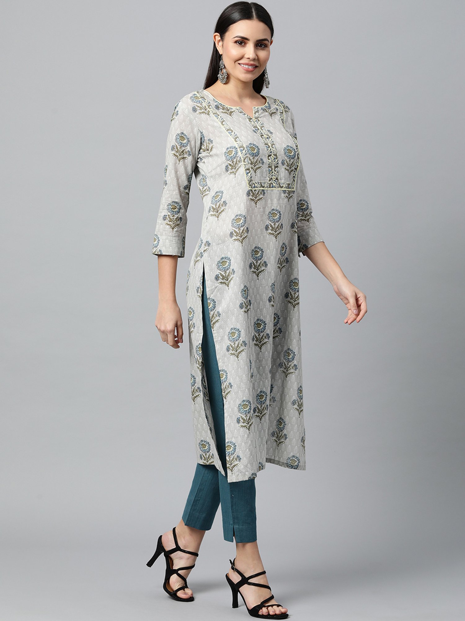 Kami Kubi Grey Floral Print Straight Kurta