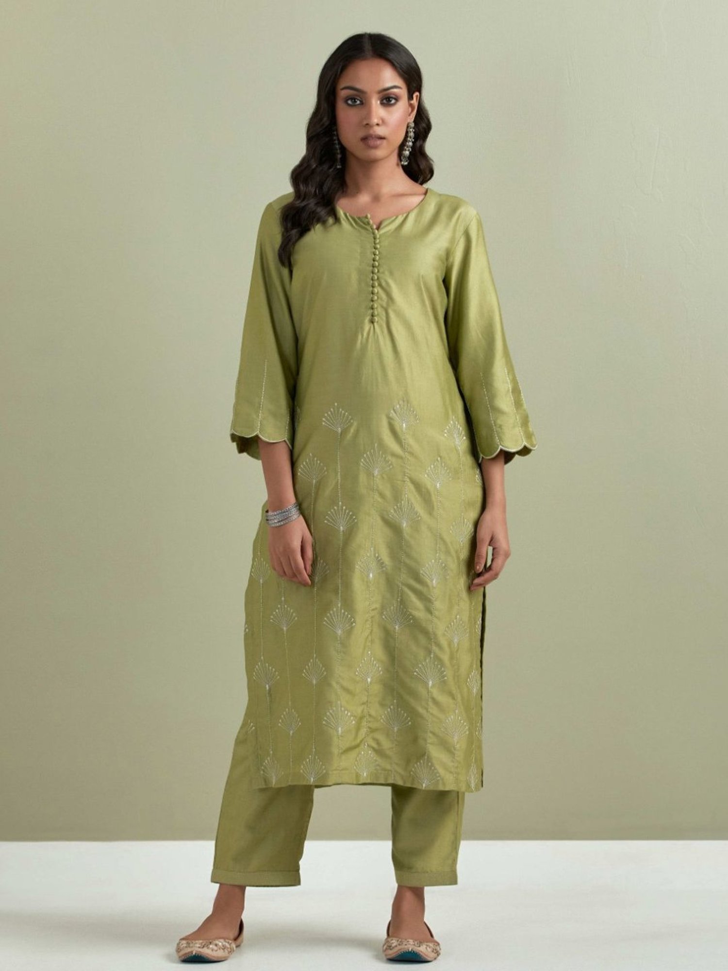 Priya Chaudhary Green Ambrosia Embroidered Chanderi Silk Kurta