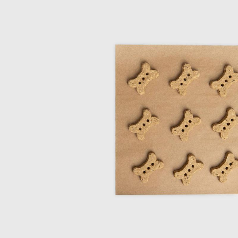 Rocco & Roxie Supply Co. Roasted Duck with Cranberries and Parsley Dog Biscuits Dog Treats - 14oz